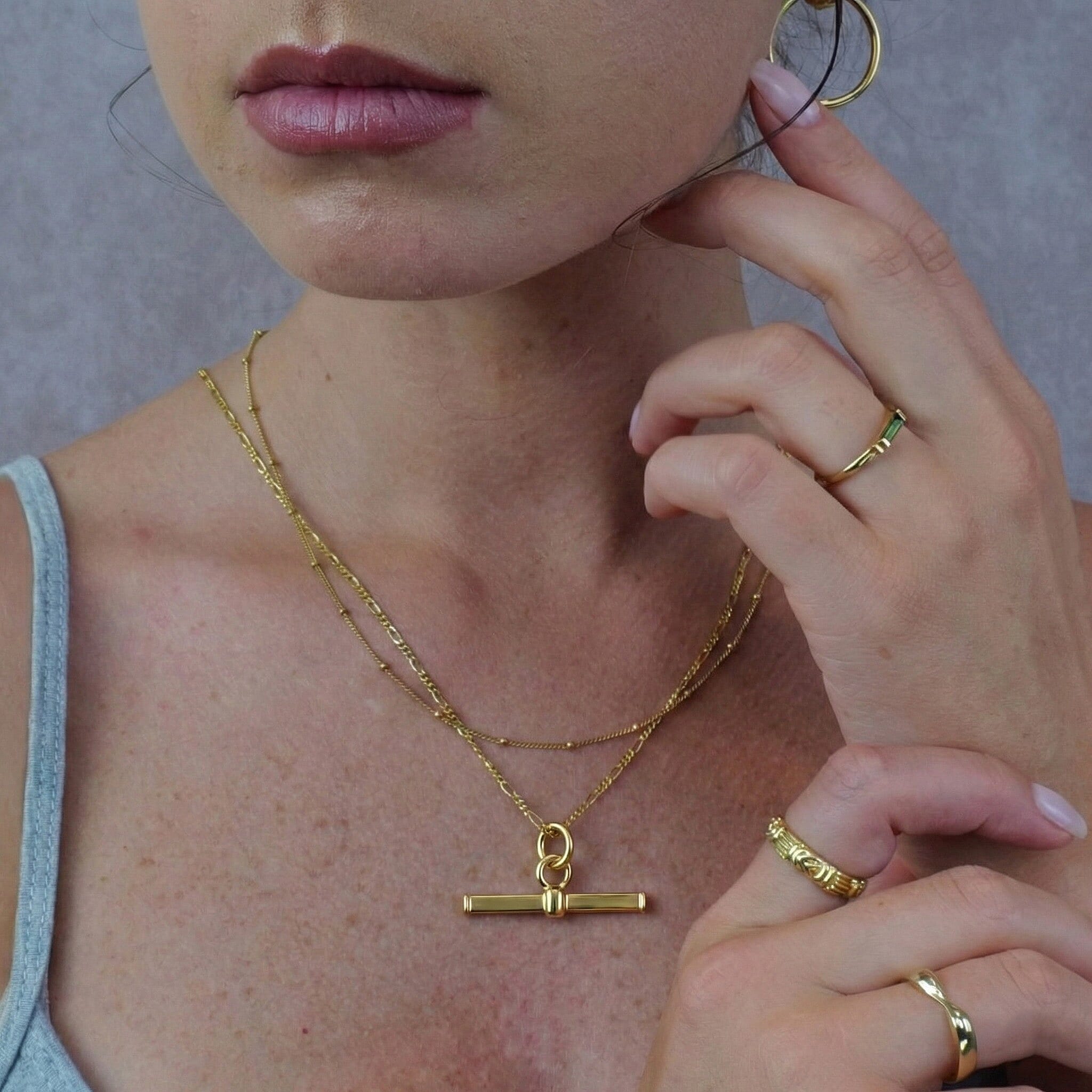 9K Yellow Gold 20mm X 10mm Square T Bar Pendant