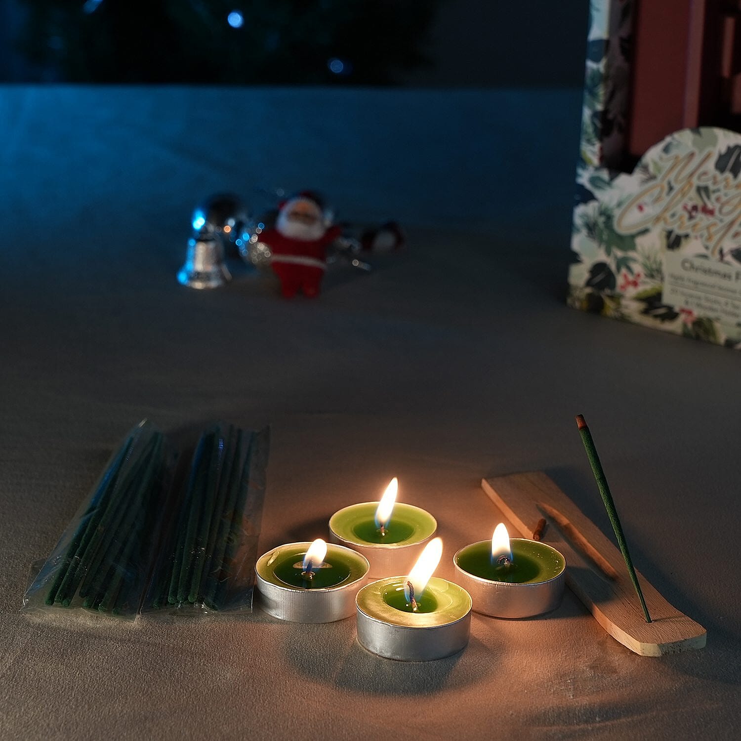 Doorbuster - Exotic Berry Christmas Fragrance Incense Gift Set with 20 Incense Sticks - Green