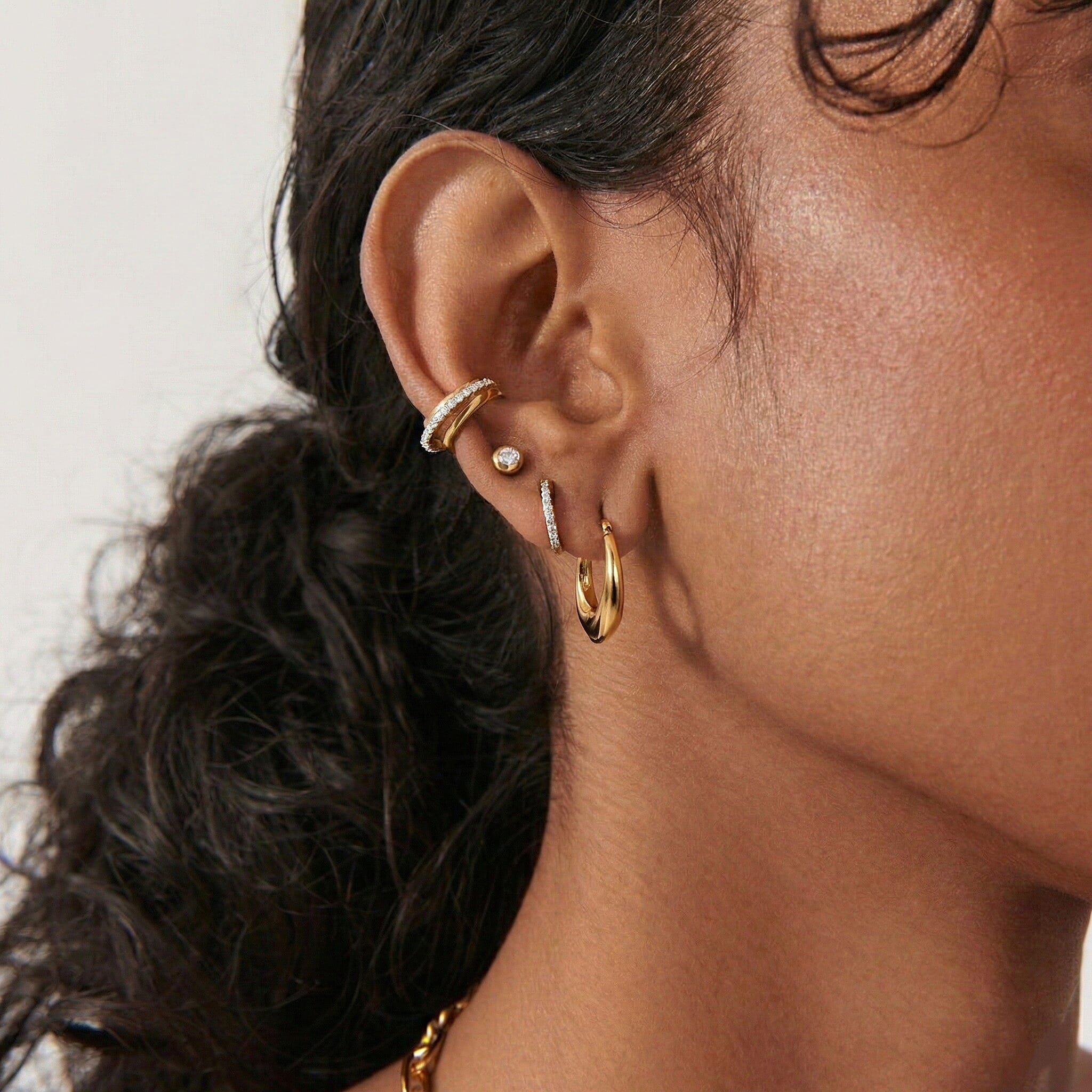 9K Yellow Gold 14mm X 20mm Patterned Creole Earrings