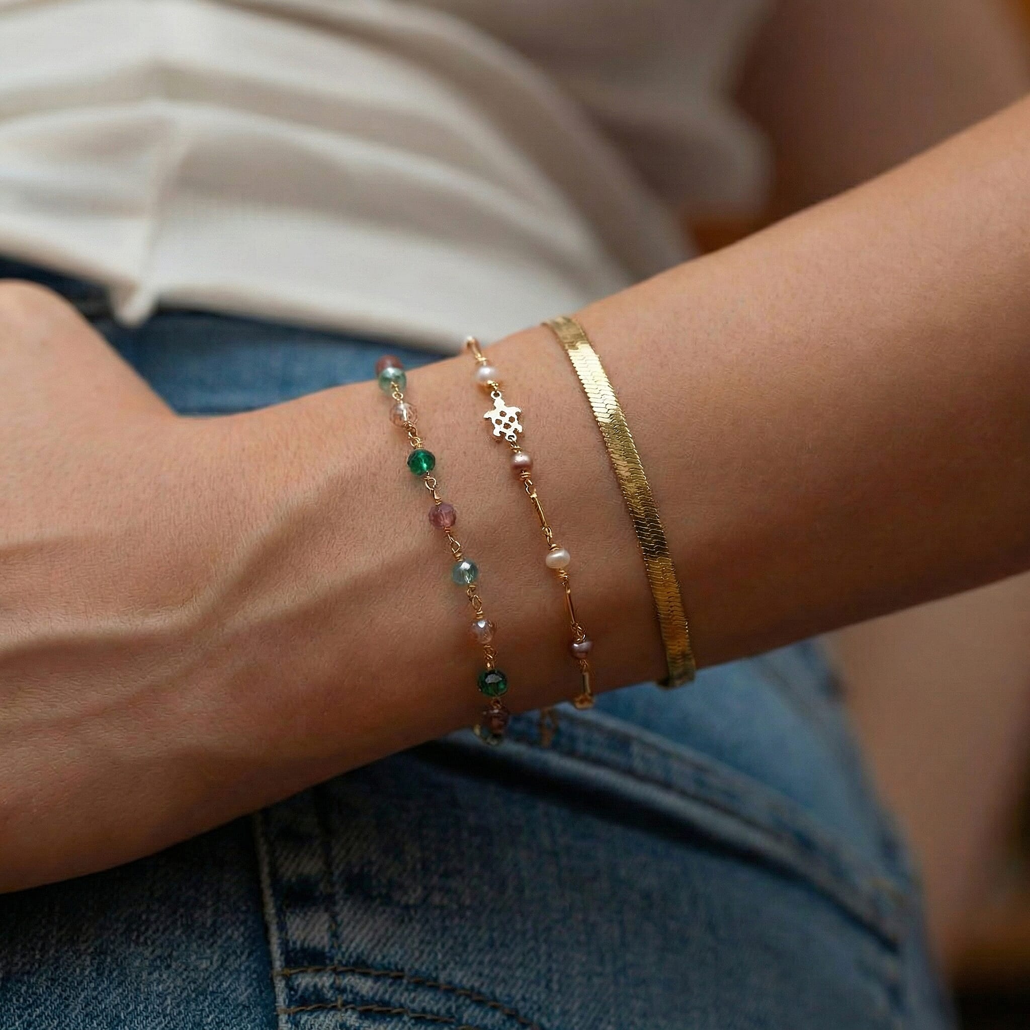 9K Yellow Gold 3mm Herringbone Bracelet 7 Inch