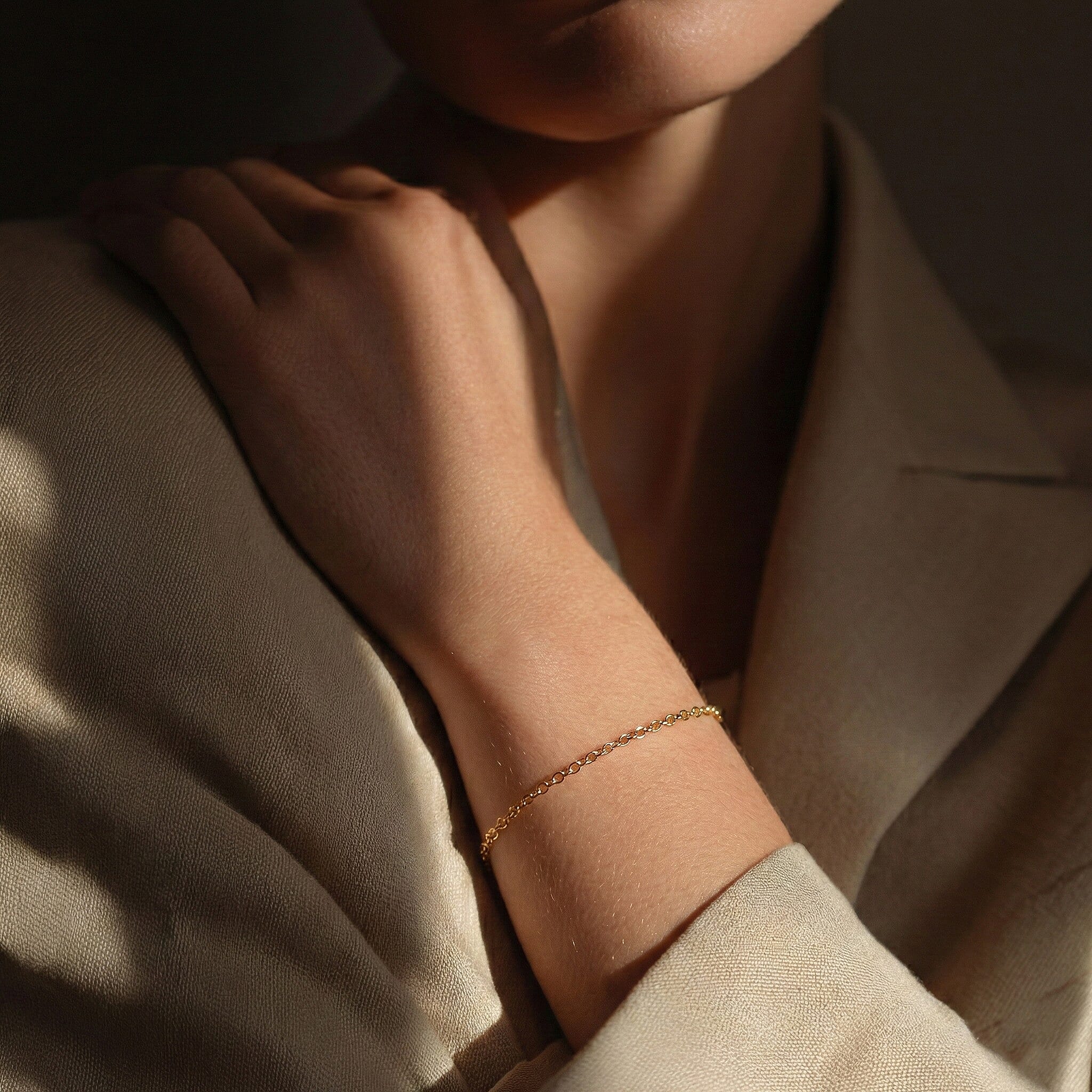 9K Yellow Gold Round Belcher Bracelet (Size 8) with Spring Ring Clasp