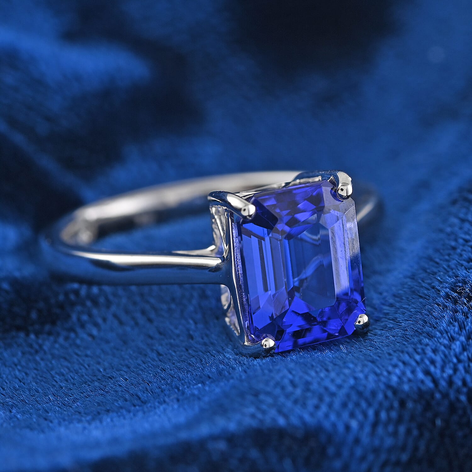 RHAPSODY 950 Platinum AGI Certified AAAA Tanzanite and Diamond (VS-E-F) Ring 2.70 Ct