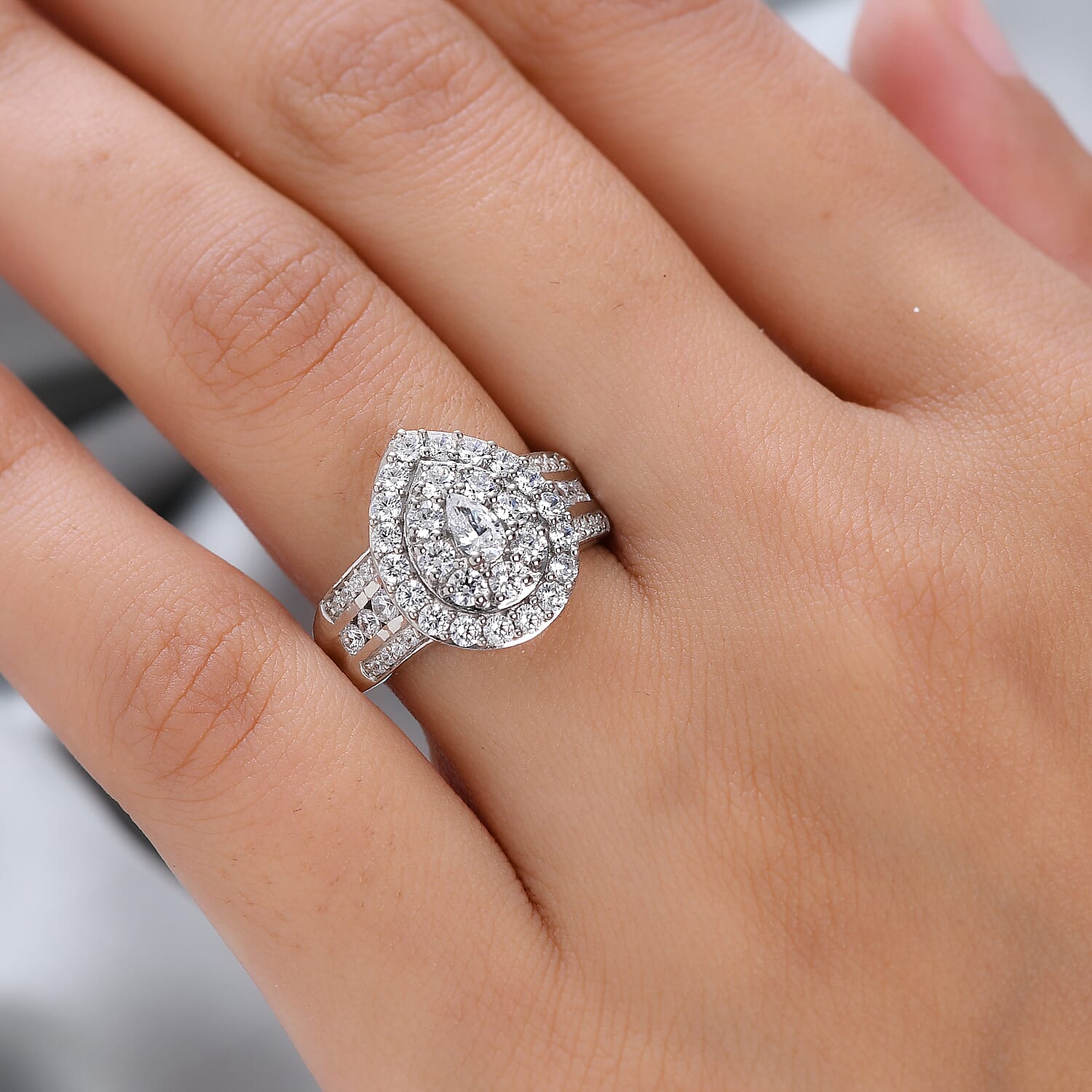 Lustro Stella Platinum Overlay Sterling Silver Ring Made with Finest CZ 2.57 Ct.