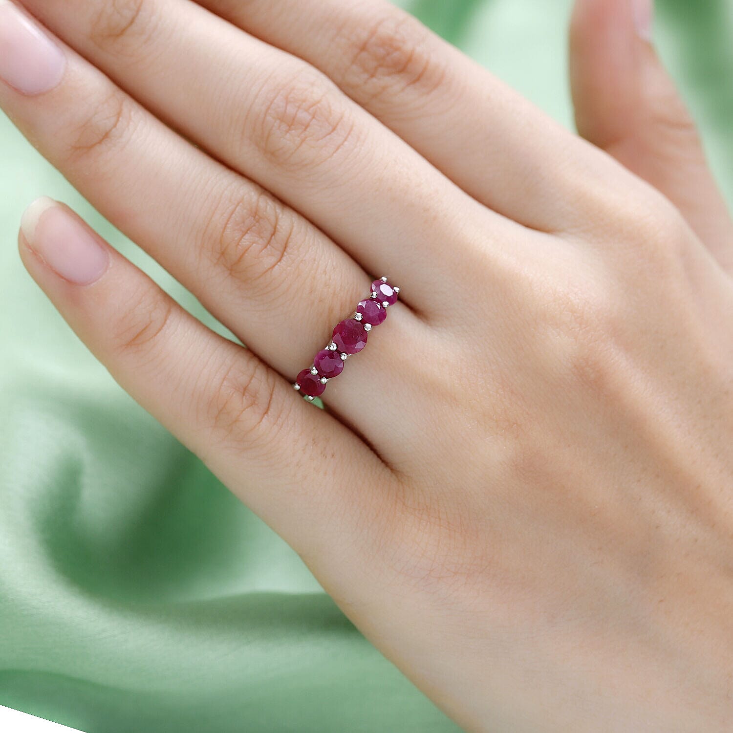 950 Platinum AAAA Ruby and Diamond (VS) Ring 2.37 Ct, Platinum Wt. 5.04 Gms.