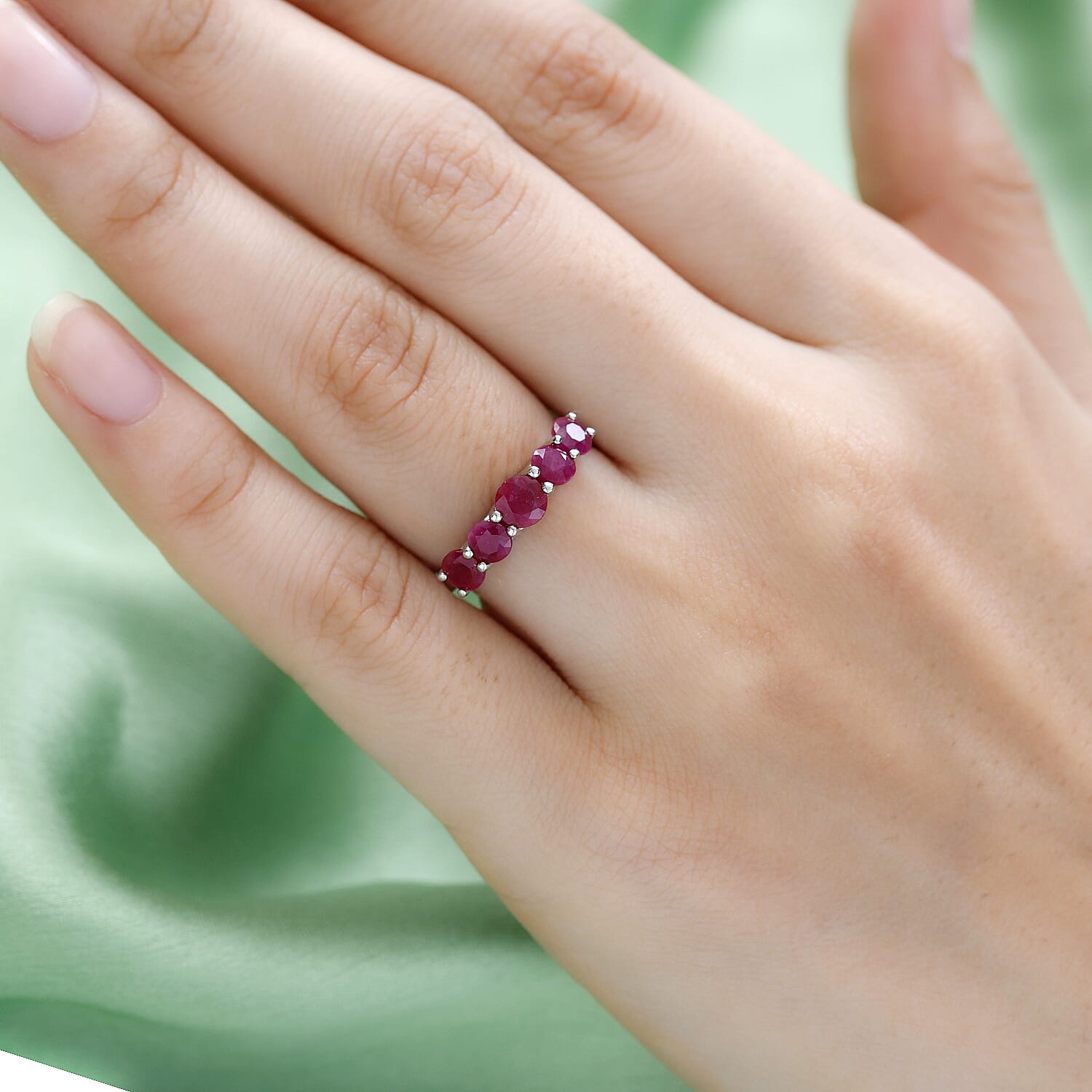 950 Platinum AAAA Ruby and Diamond (VS) Ring 2.37 Ct, Platinum Wt. 5.04 Gms.