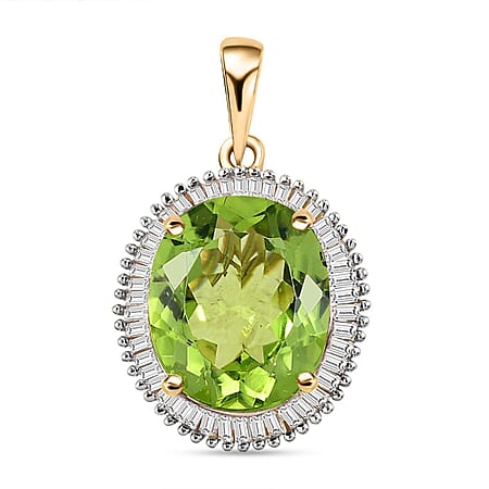 Limited Edition Rare Size 5.12 Ct AA Hebei Peridot and Diamond Halo Pendant in 9K Yellow Gold Limited Edition Rare Size 5.12 Ct AA Hebei Peridot and Diamond Halo Pendant in 9K Yellow Gold