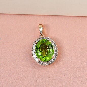 https://tjcuk.sirv.com/Products/71/9/7197133/Limited-Edition-Rare-Size-5.12-Ct-AA-Hebei-Peridot-and-Diamond-Halo-Pe_7197133_2.jpg?w=342&h=342