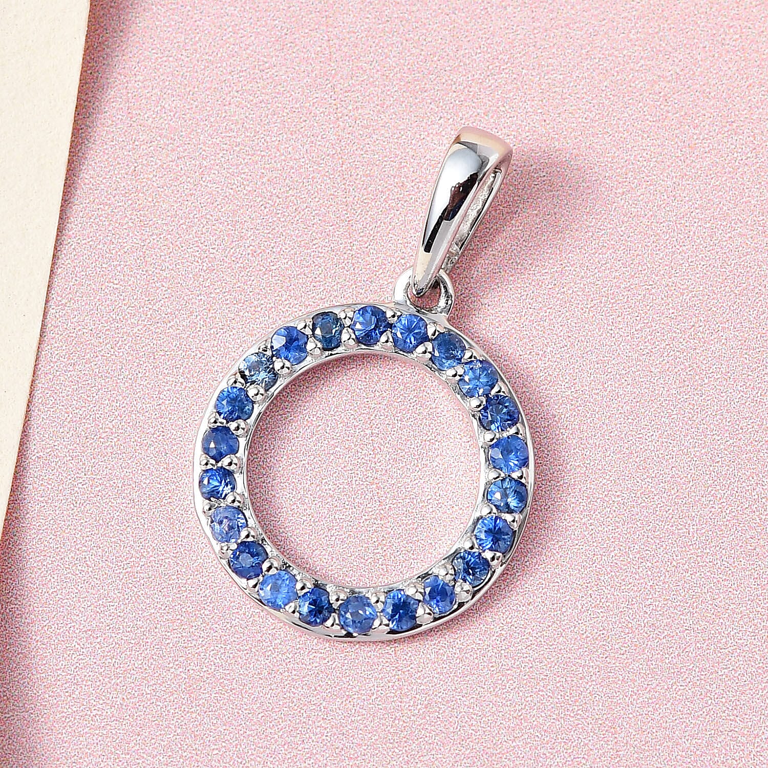 RHAPSODY 950 Platinum AAAA Ceylon Sapphire Circle Pendant