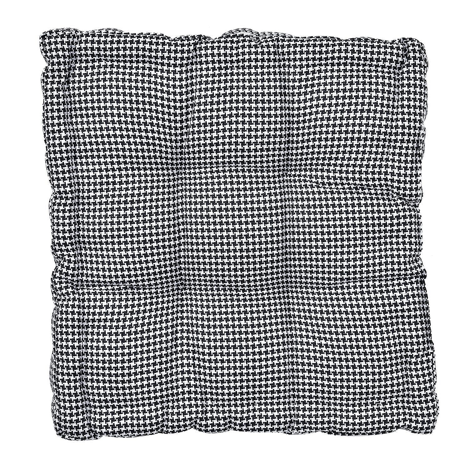 Polyester Christmas Cushion Cover (Size 45x1 cm) - Red & Red