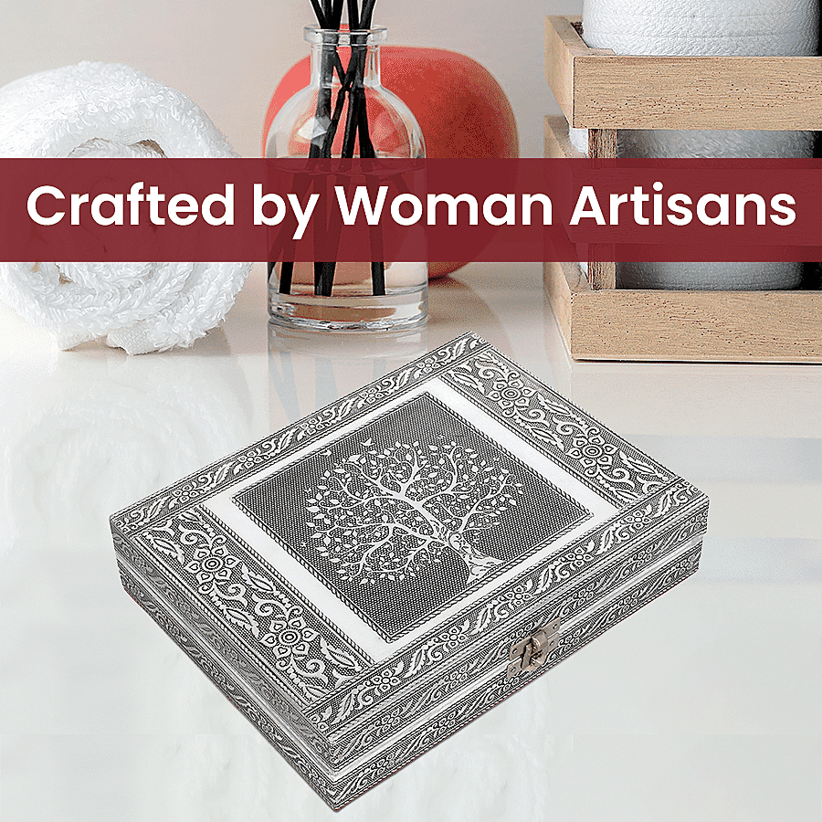 Handcrafted Aluminium Tree of Life Embossed Jewelry Box (Size 23x17x5 cm) - Silver