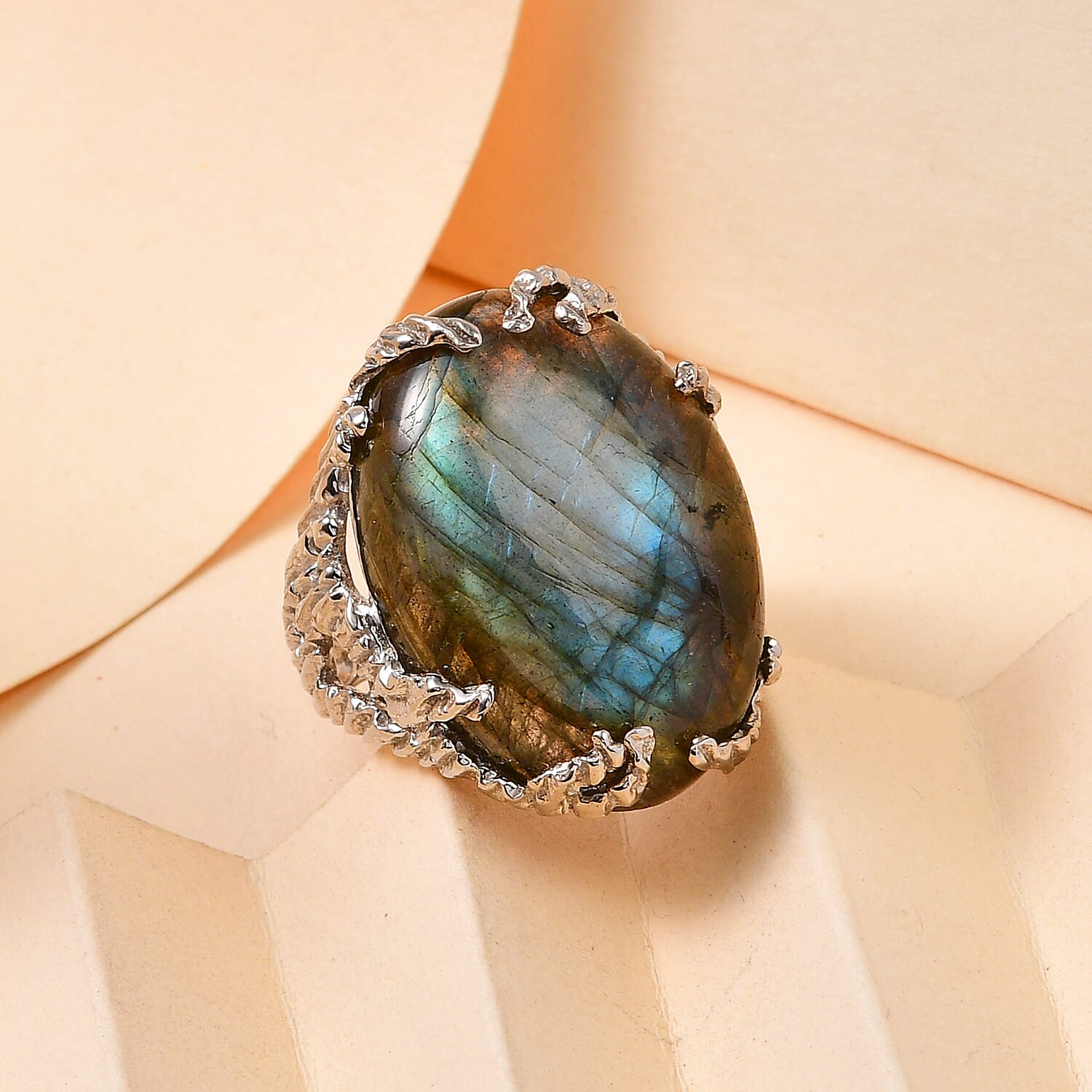 Labradorite Ring in Platinum Overlay Sterling Silver 25.45 Ct.