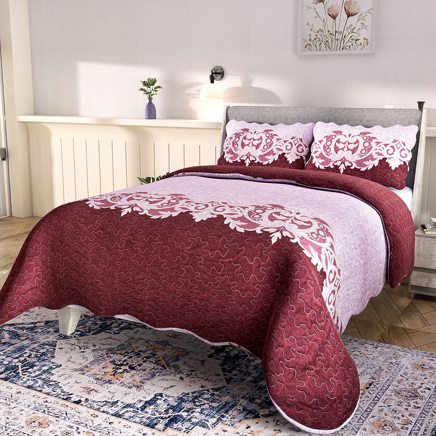 Set of 3 - Patchwork Pattern Quilt and 2 pillowcases