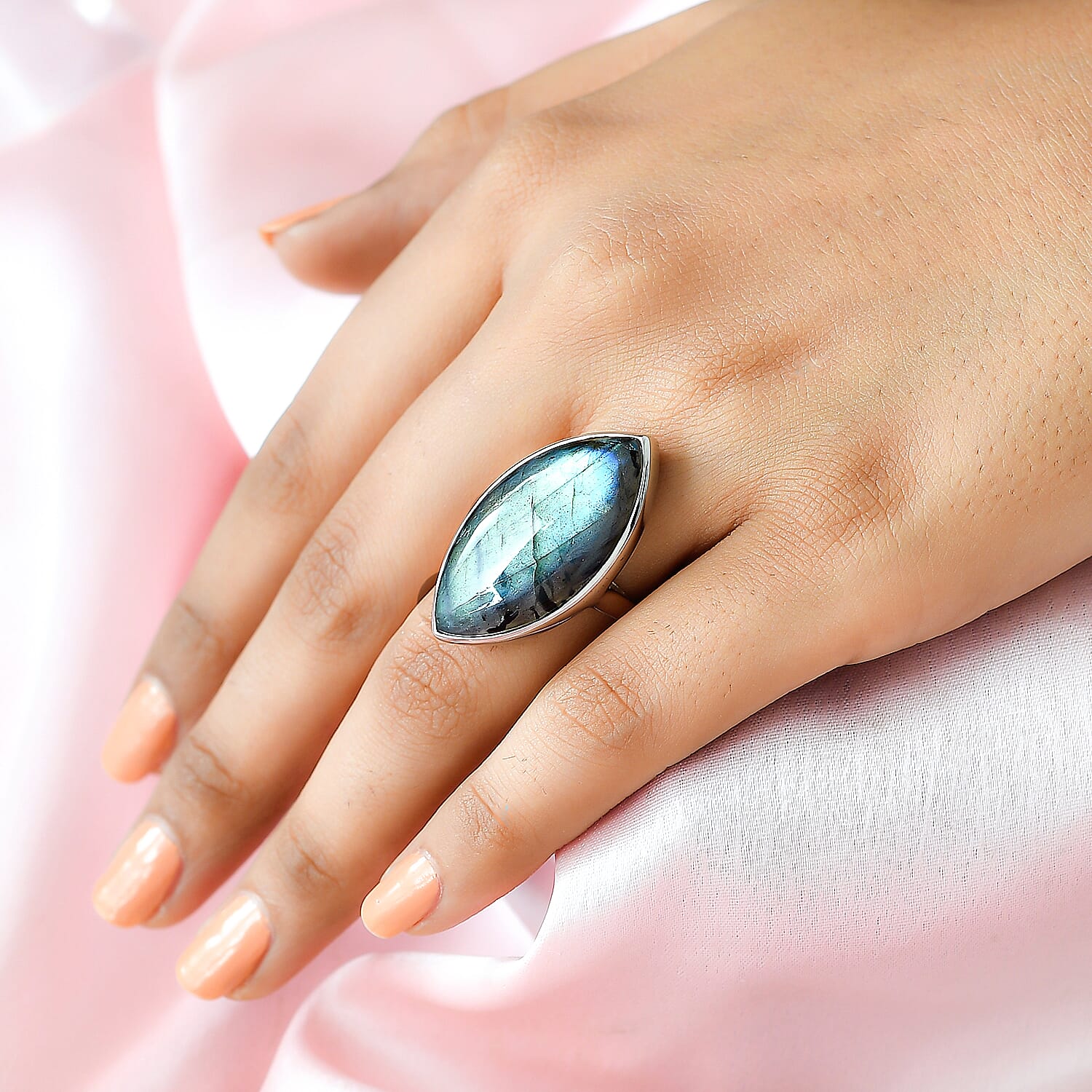 Labradorite Solitaire Ring in Platinum Overlay Sterling Silver 21.27 Ct.