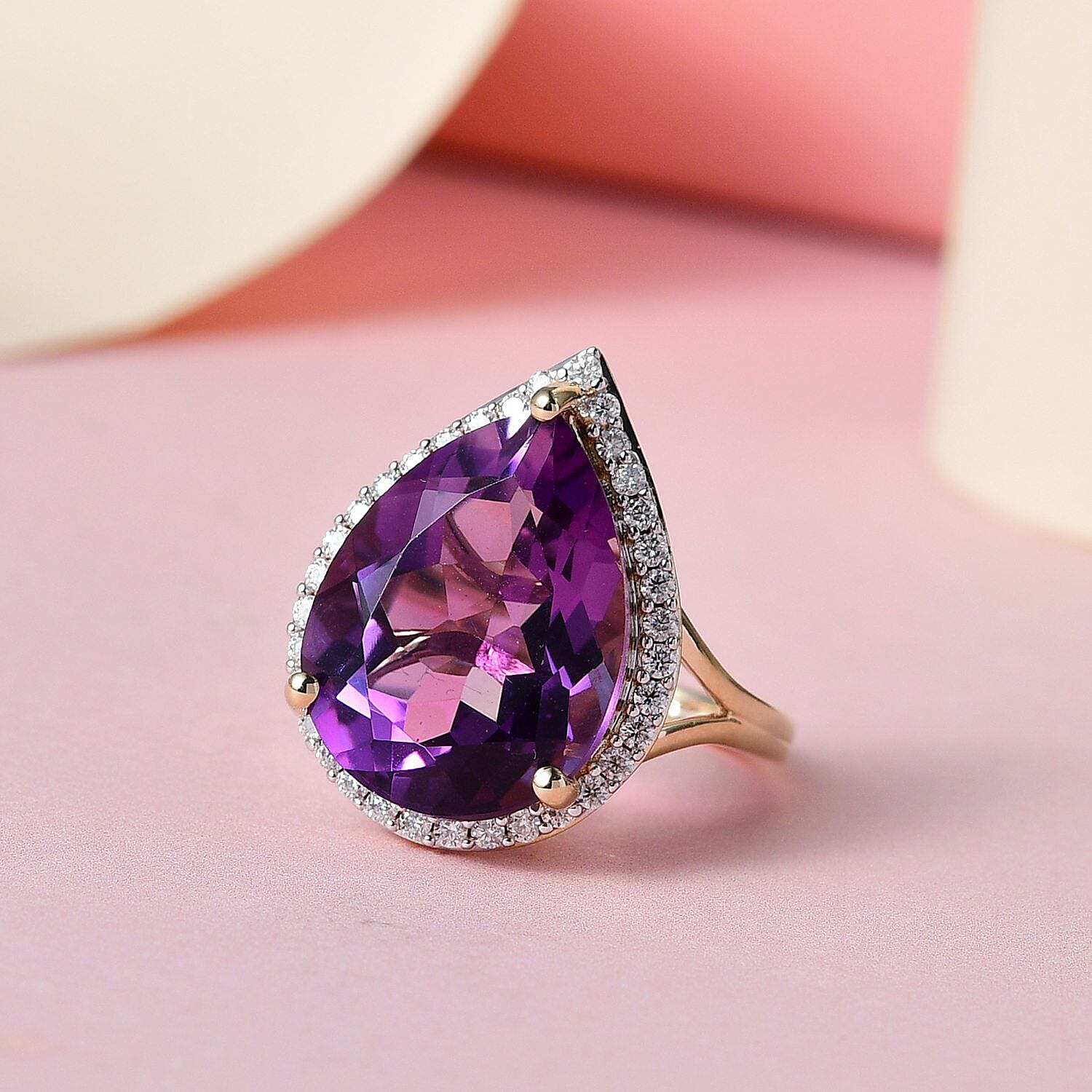 9K Yellow Gold Amethyst and Moissanite Ring 8.31 Ct