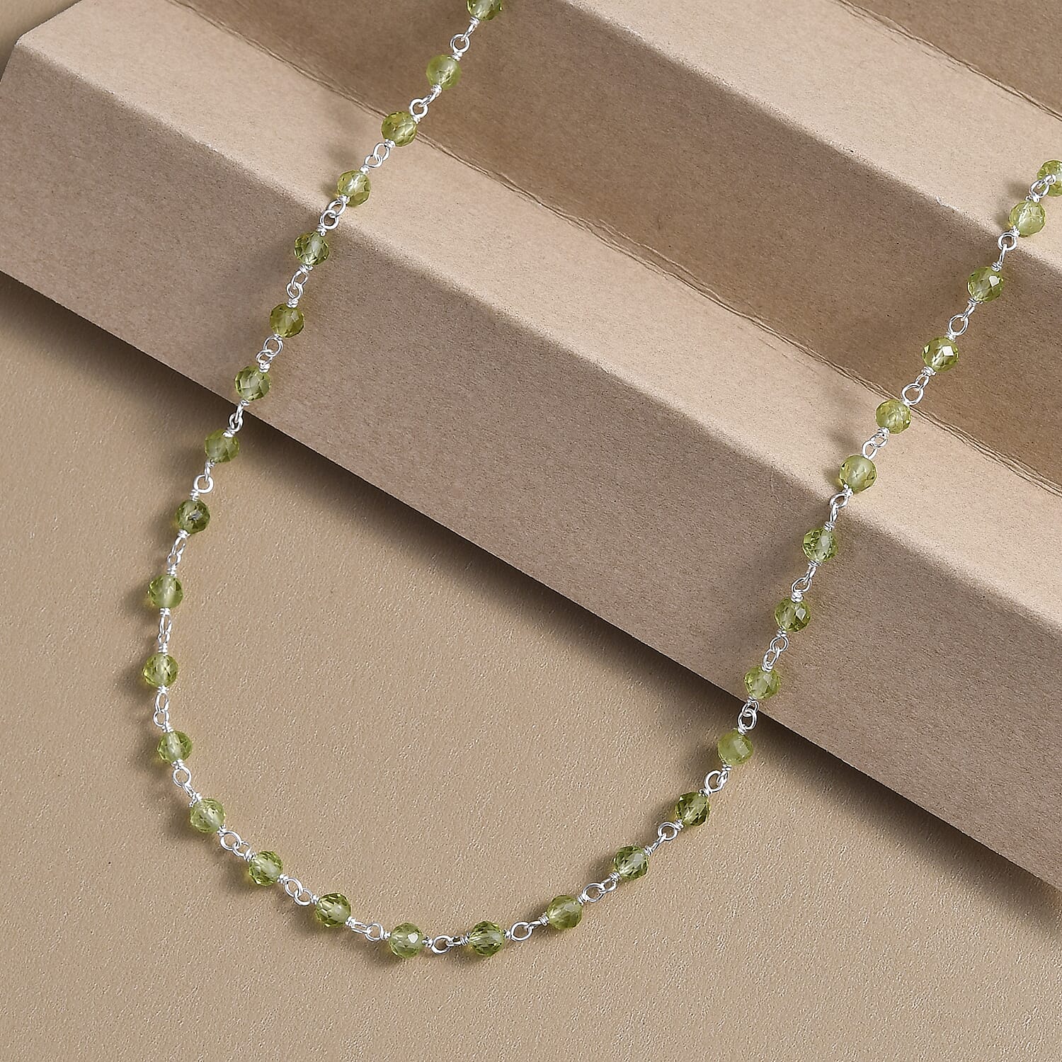 Hebei Peridot Beads Necklace (Size - 20) in Sterling Silver 15.47 Ct.