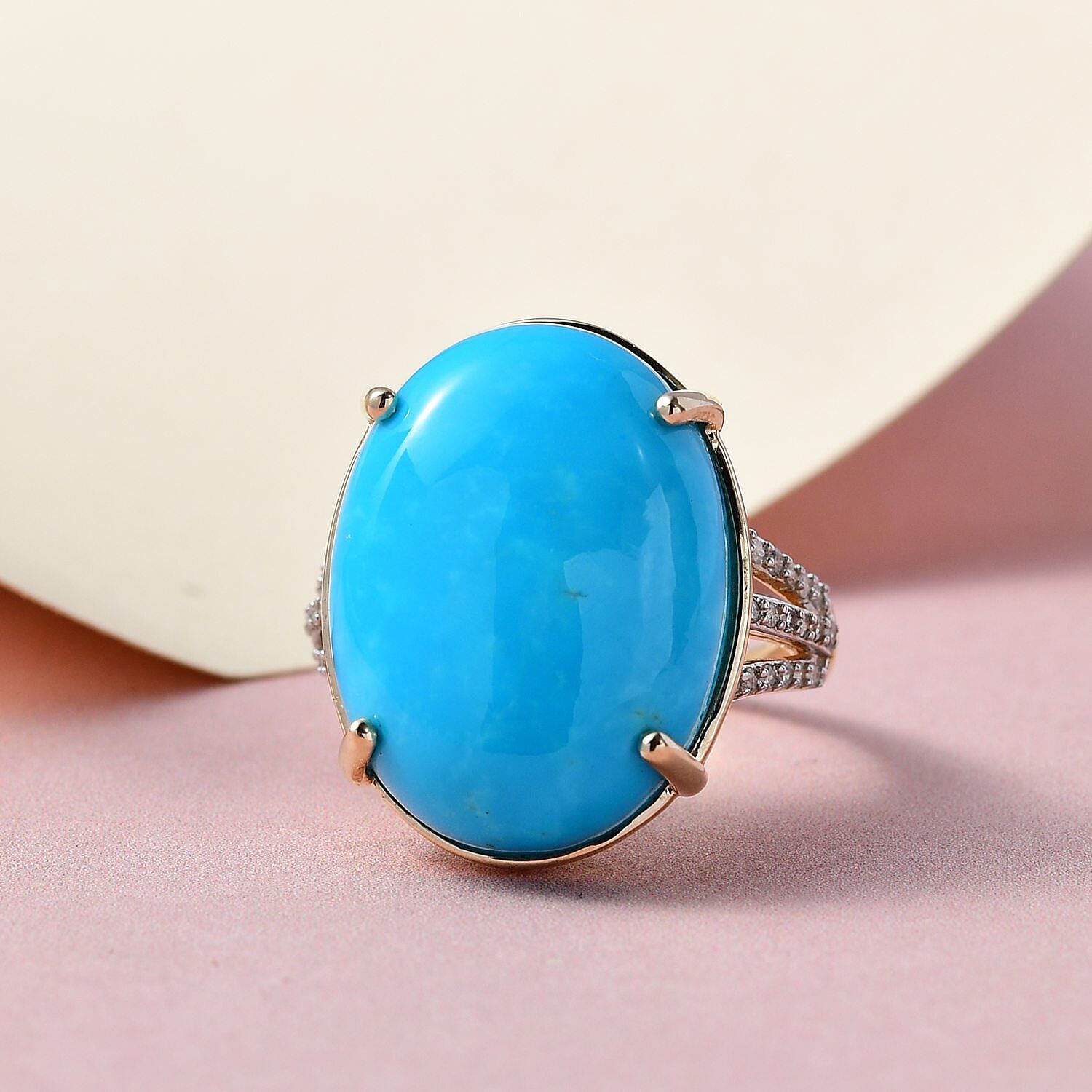 9K Yellow Gold Arizona Sleeping Beauty Turquoise and Diamond Ring 12.25 Ct