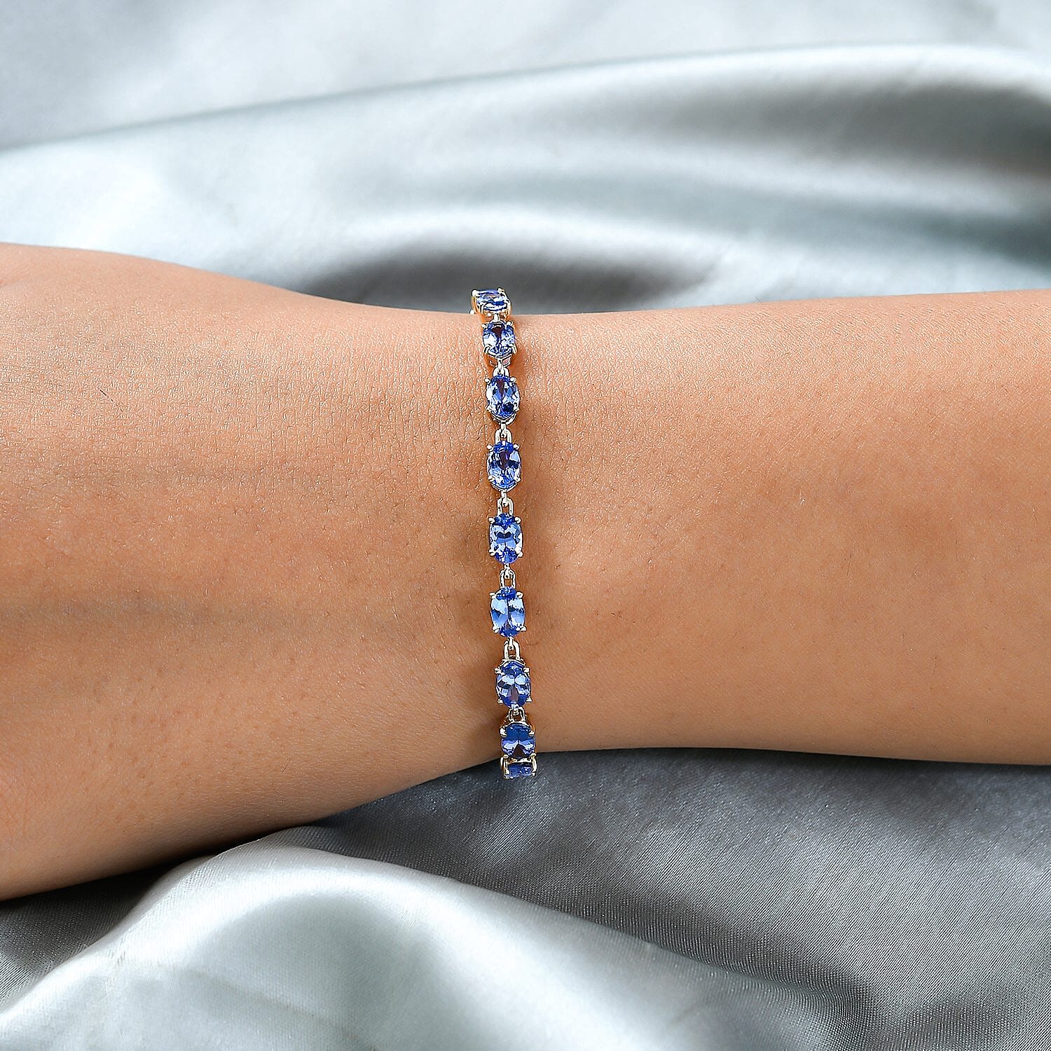 9K Yellow Gold Tanzanite Tennis Link Bracelet (Size - 7.5) 8.63 Ct.