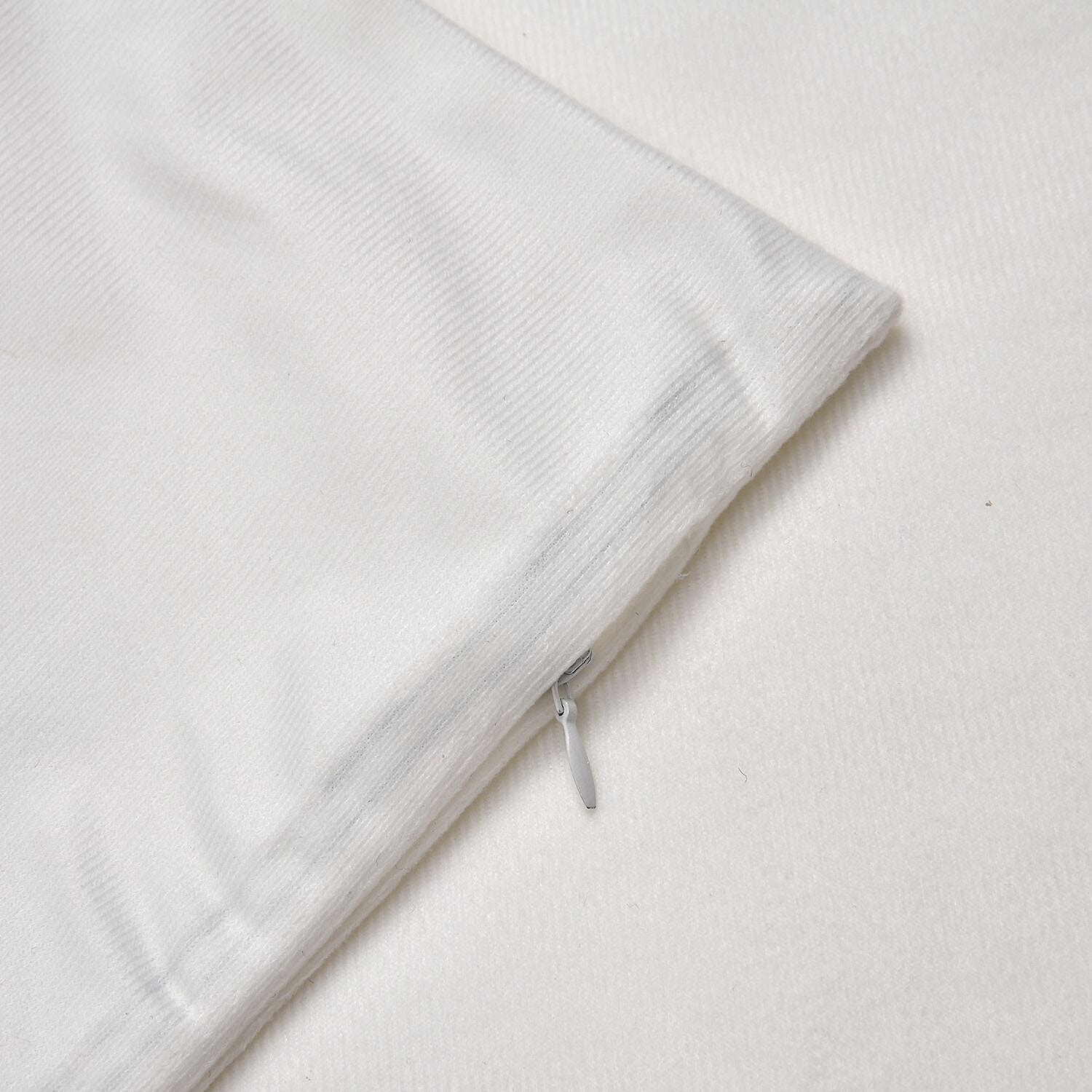 Set of 4 -  Love Theme Cushion Cover (Size 40 Cm) - White and Red