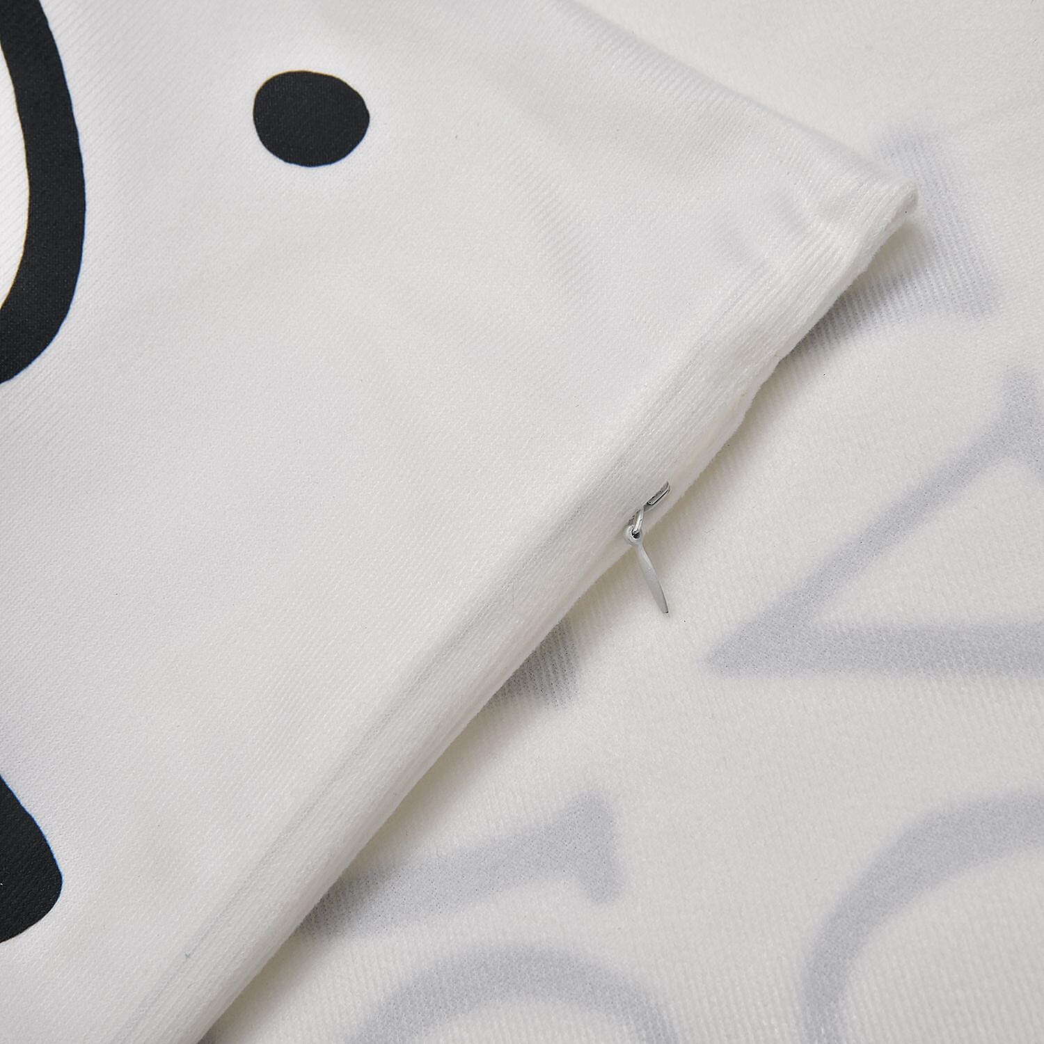 Set of 4 -  Love Theme Cushion Cover (Size 40 Cm) - White - Black