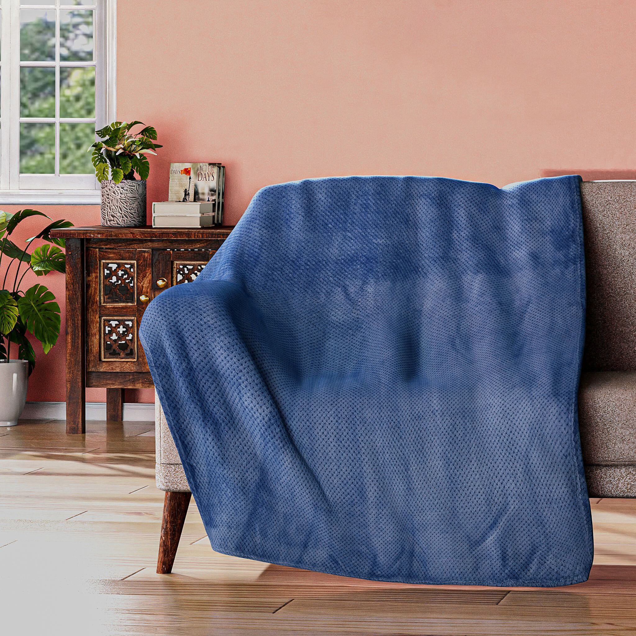 Homesmart Polyester Jacquard Blanket (Size 150x1 cm) - Blue & Blue