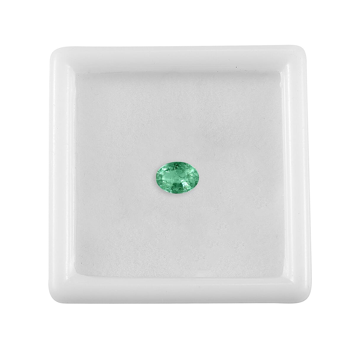 IGI Certified Colombian Emerald Oval 7x5 mm 0.75 Ct.