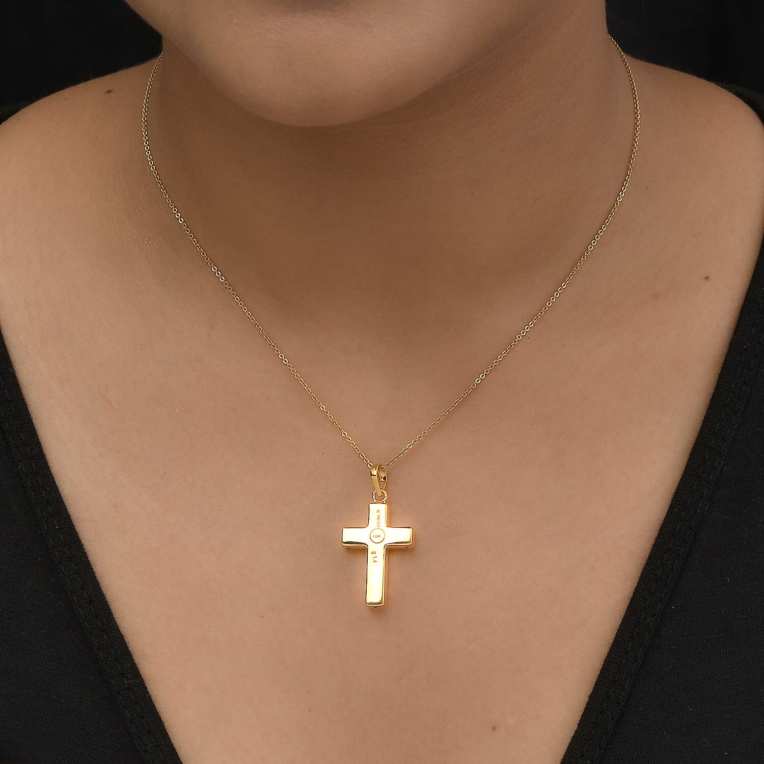 18K Yellow Gold Cross Pendant