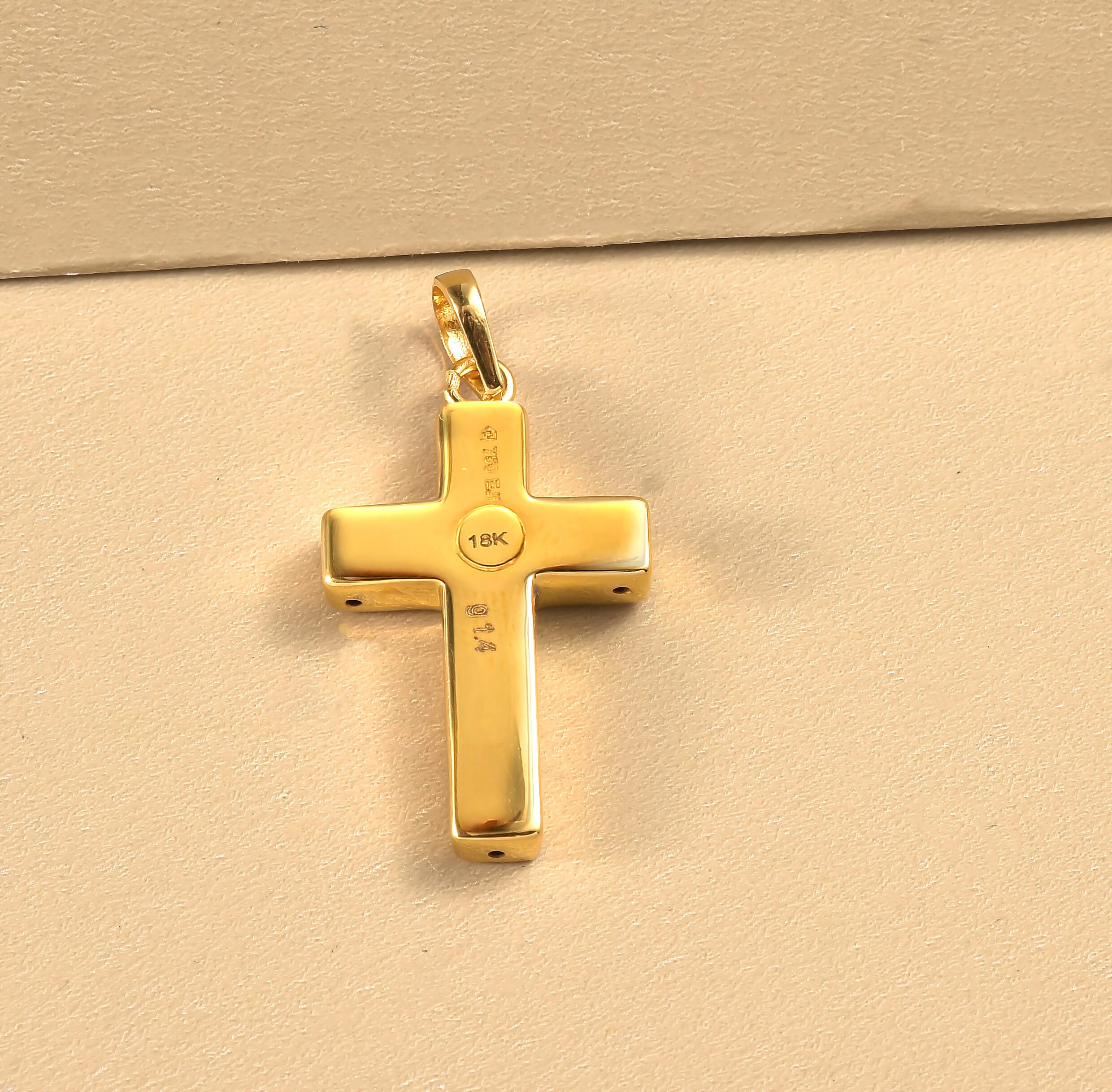 18K Yellow Gold Cross Pendant