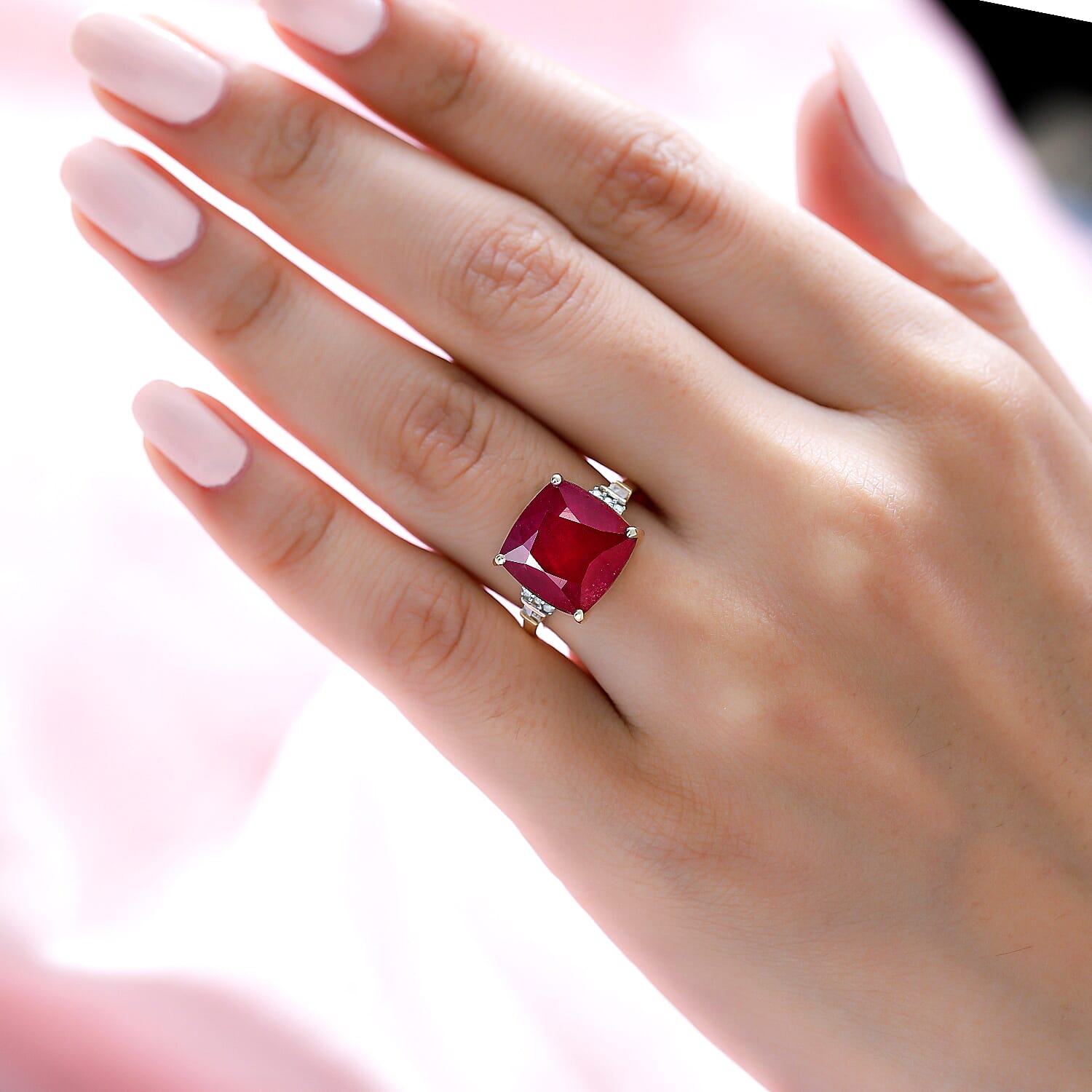 9K Yellow Gold African Ruby and Diamond Ring 11.67 Ct.