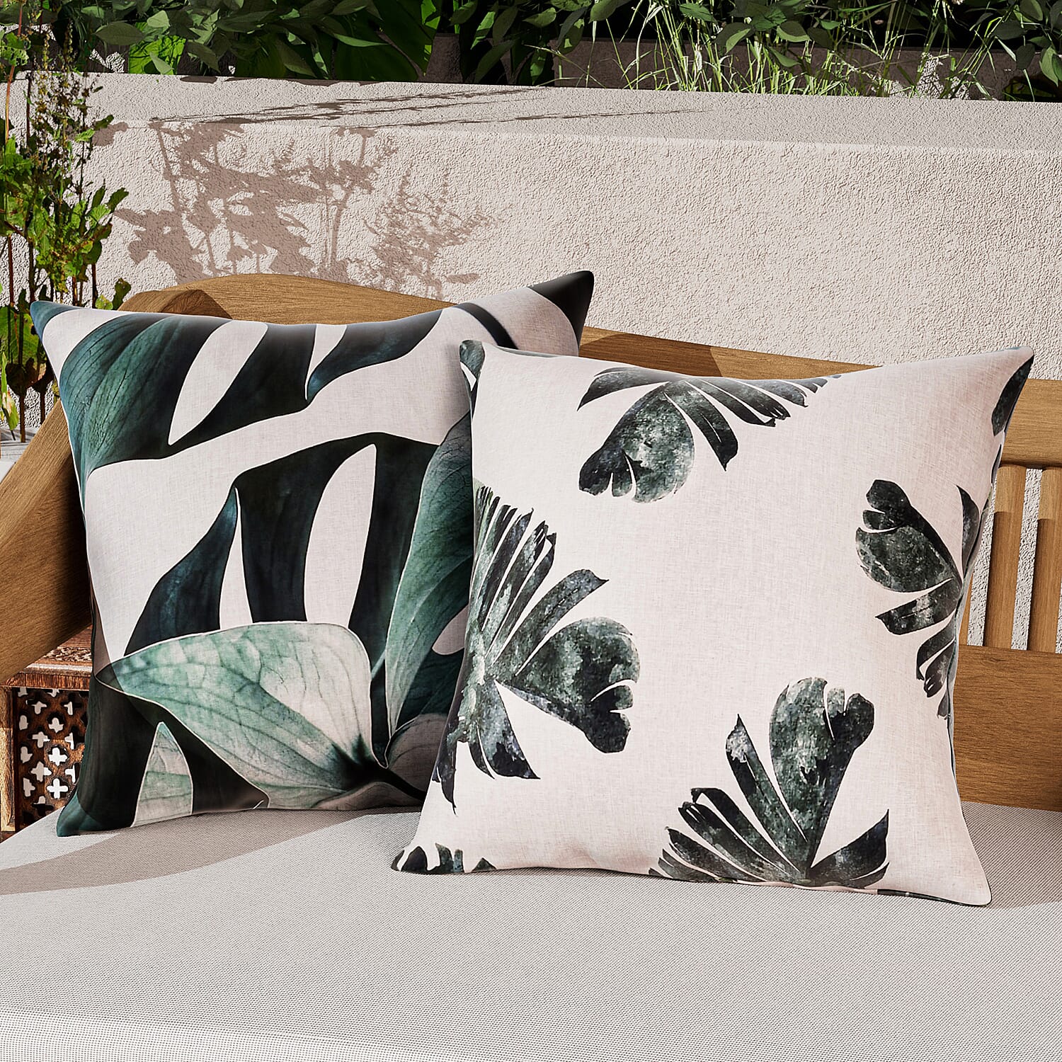 Homesmart Pack of 4 Outdoor Water Resistant Cushion Covers (Size 45 cm) - Green