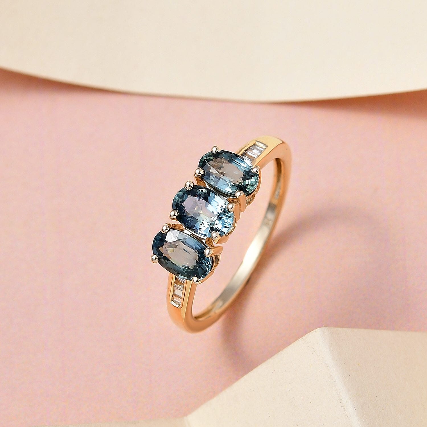 9K Yellow Gold Ocean Teal Sapphire and Diamond Ring 1.55 Ct.