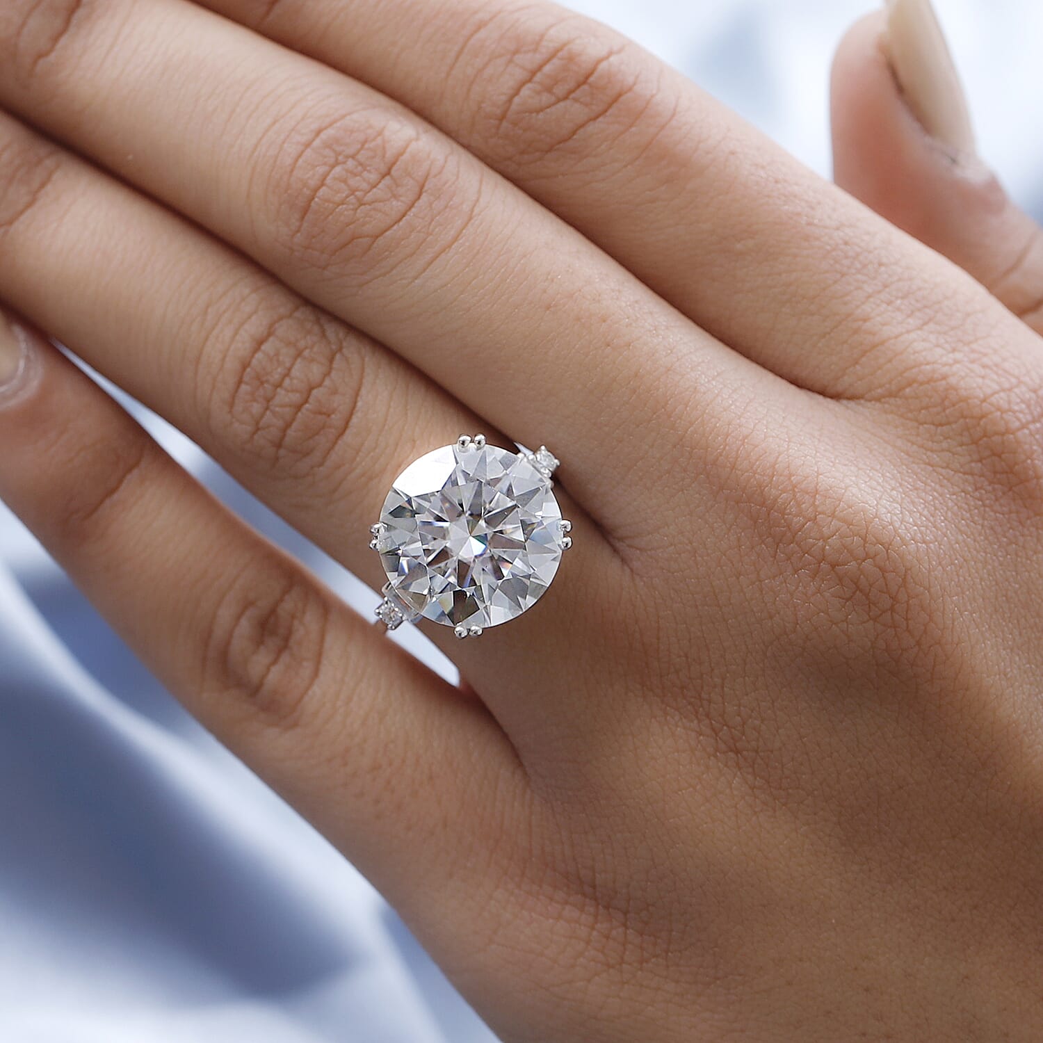 9K White Gold Moissanite Cluster Ring 11.64 Ct, Gold Wt. 3.40 Gms.