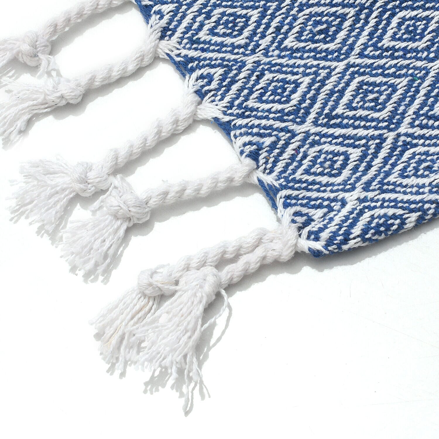 Cotton Chevron Patterned Throw Blanket (Size 170x130 cm) - Blue