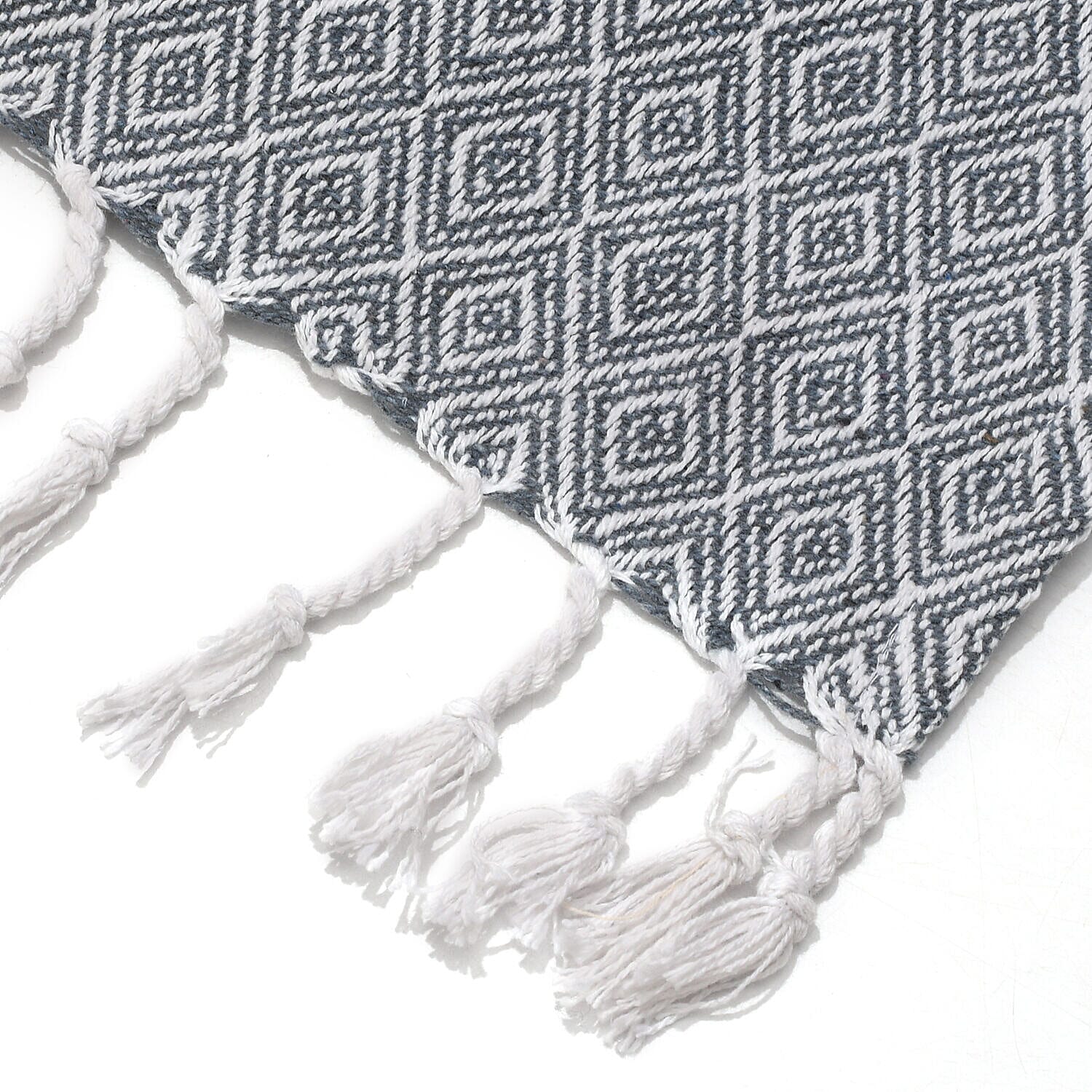 Cotton Chevron Patterned Throw Blanket (Size 170x130 cm) - Light Grey