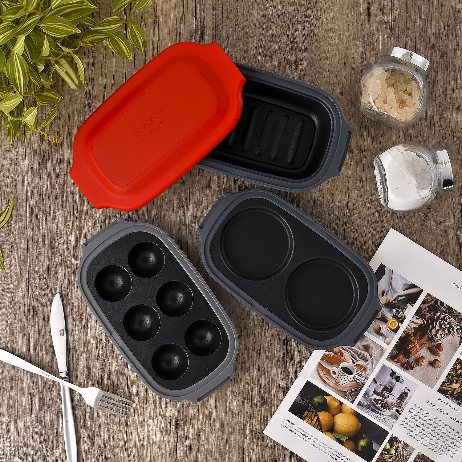 Homesmart Microwave Grill Pans x3 - Crisping Pan, Egg-Cooker, Ball Shapes - Black - Red - Grill, Sear, Steam, Stew - Bake