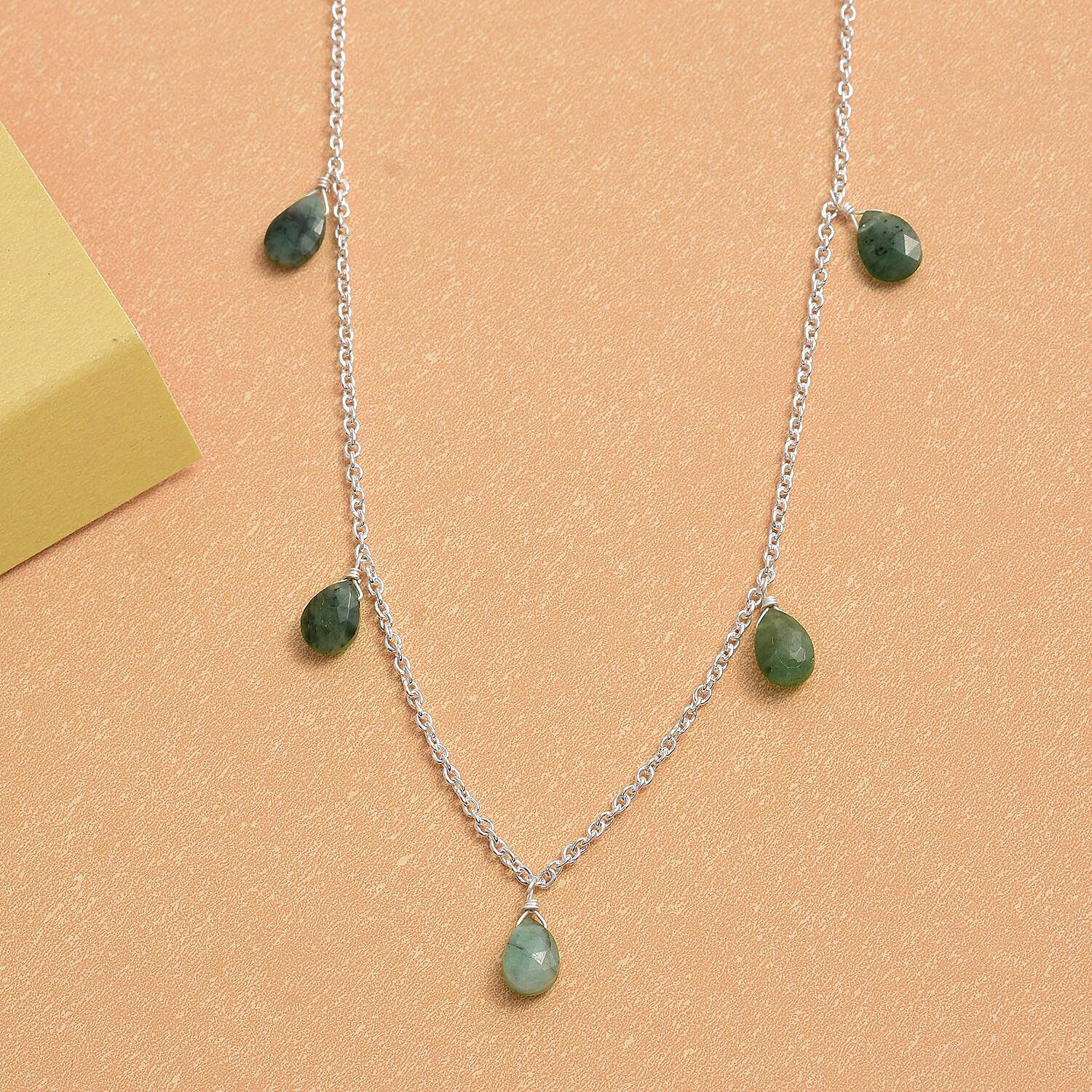 Emerald Necklace (Size 20) in Sterling Silver 6.700 Ct.