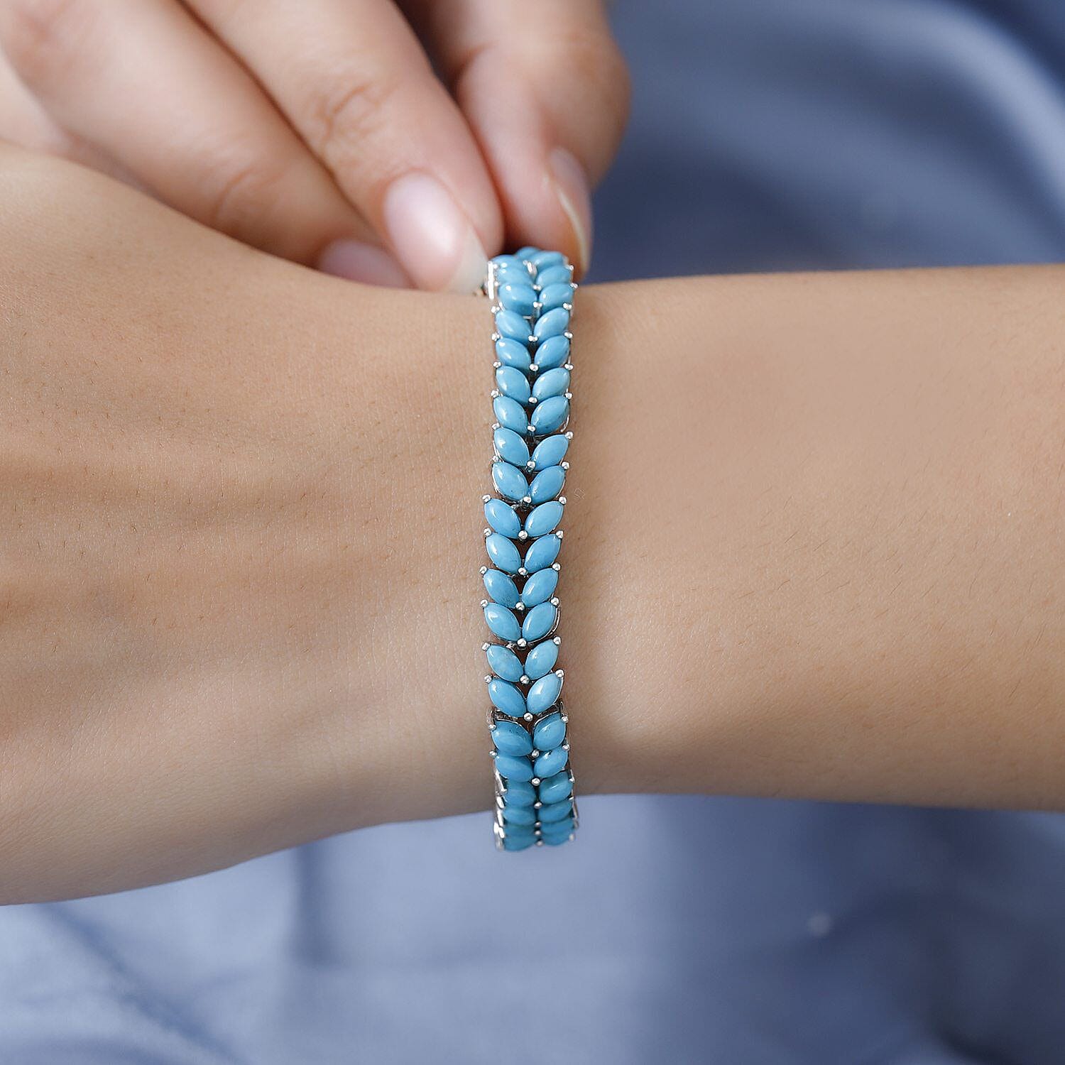 Doorbuster - Arizona Sleeping Beauty Turquoise Cluster Bracelet (Size 7.5) in Platinum Overlay Sterling Silver 19.18 Ct, Silver Wt. 14.35 Gms