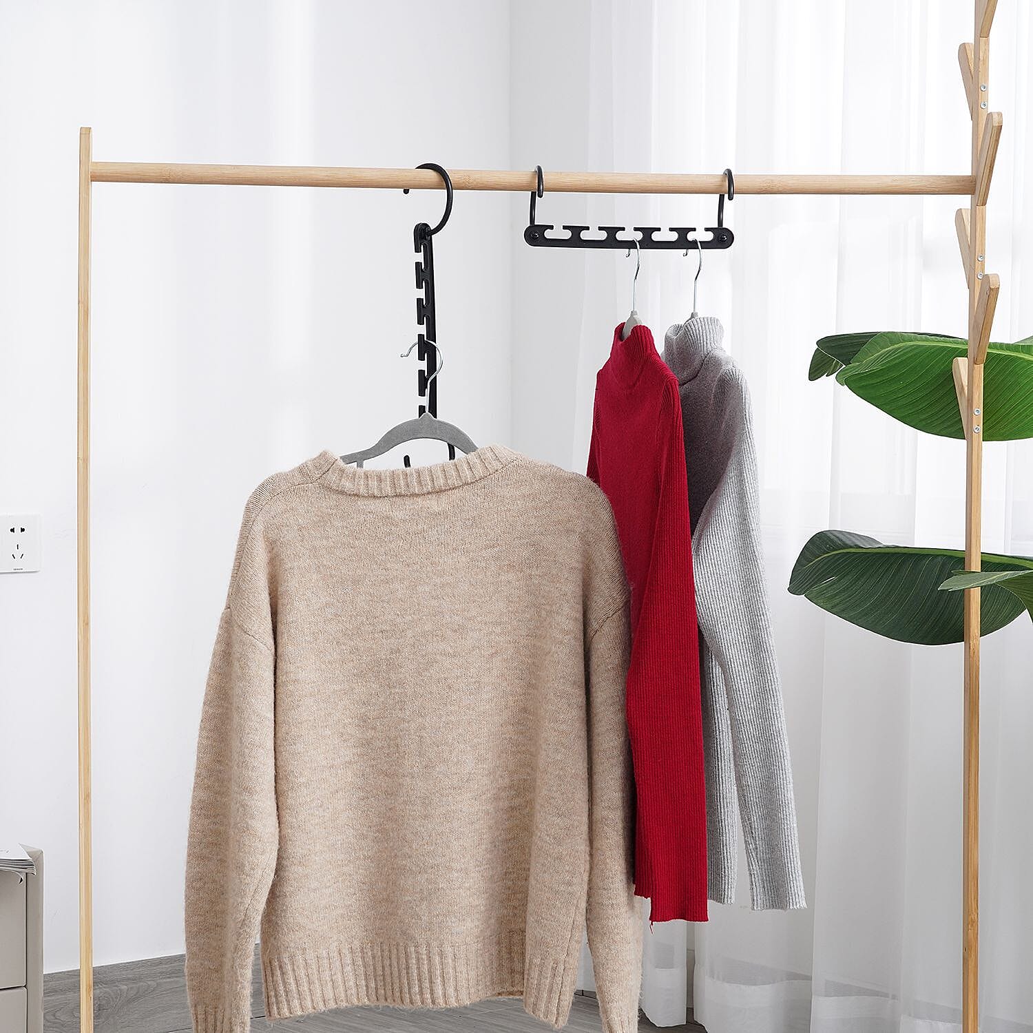 8 Piece Set - Space Saving Hanger (Size 10x7 Cm) - Black