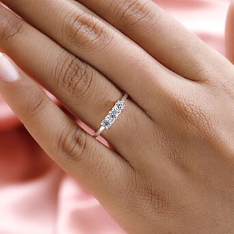 https://tjcuk.sirv.com/Products/72/7/7271251/Simulated-Diamond-Ring-in-Sterling-Silver_7271251_2.jpg?w=342&h=342