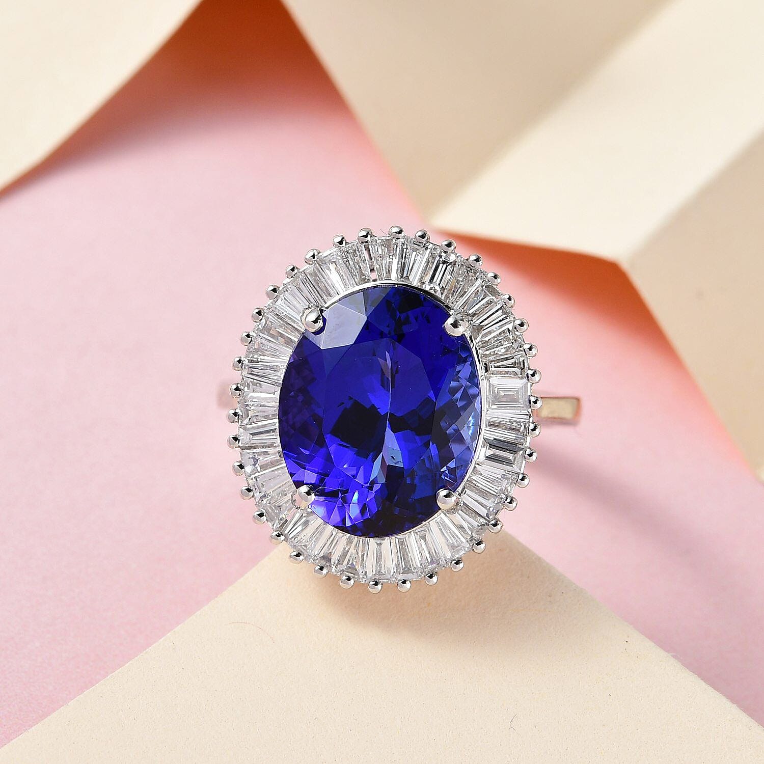 Doorbuster - RHAPSODY 950 Platinum AAAA  Premium Tanzanite and Diamond (VS-E-F) Ring 10.00 Ct, Platinum Wt 7.85 Gms