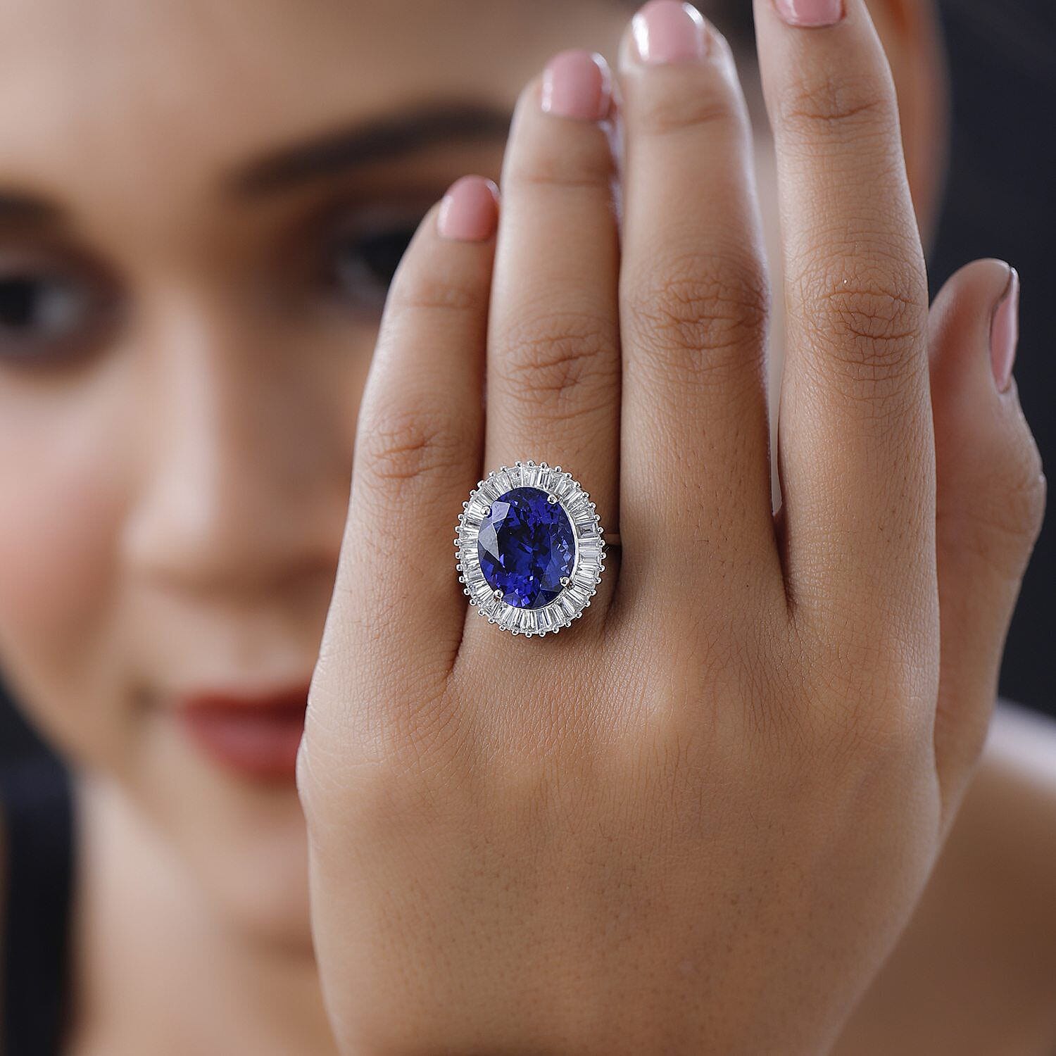 Doorbuster - RHAPSODY 950 Platinum AAAA  Premium Tanzanite and Diamond (VS-E-F) Ring 10.00 Ct, Platinum Wt 7.85 Gms