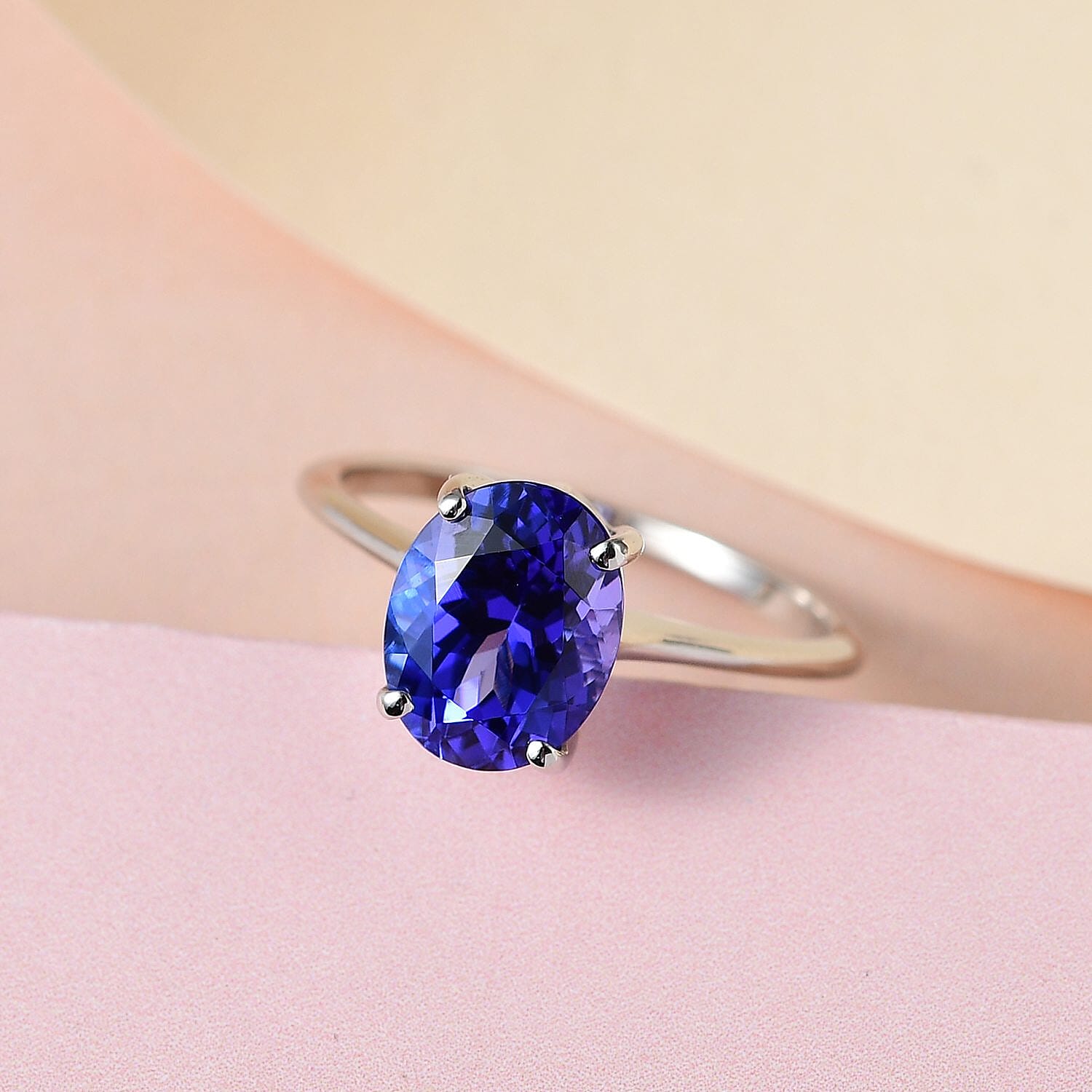900 White Platinum AAA Tanzanite Solitaire Ring 2.75 Ct