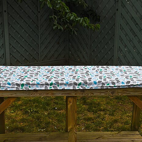 Homesmart Leaves Pattern Rectangle Table Cloth (Size 193x86 cm) - White and Multi