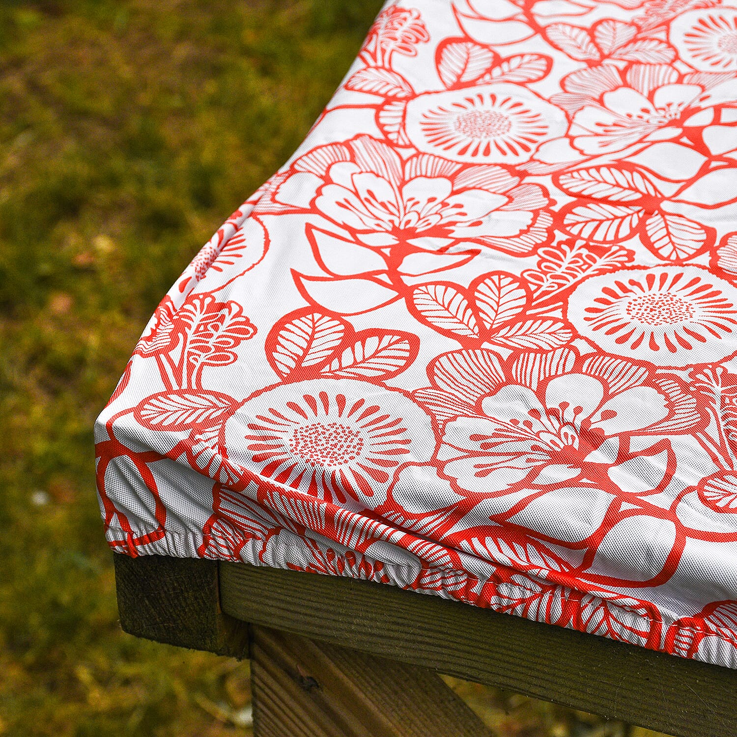 Homesmart Floral Pattern Rectangle Table Cloth (Size 193x86 cm) - Orange