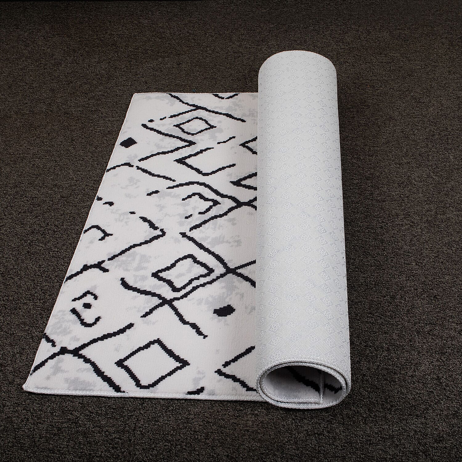 Anti-Slip Latex Rugs (Size 130x60 cm) - White and Black