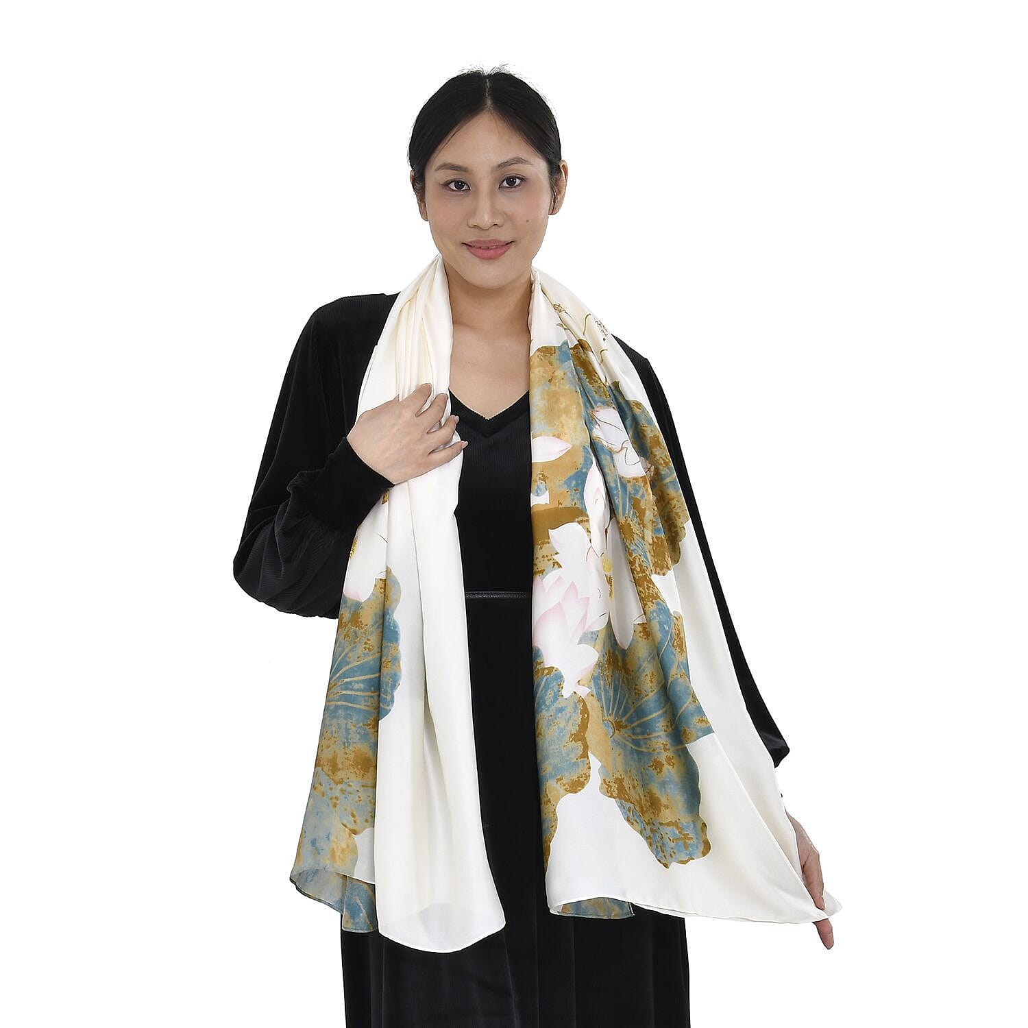 Embroidery Scarf with Flower Patten (Size 180x85 cm) - Green & White
