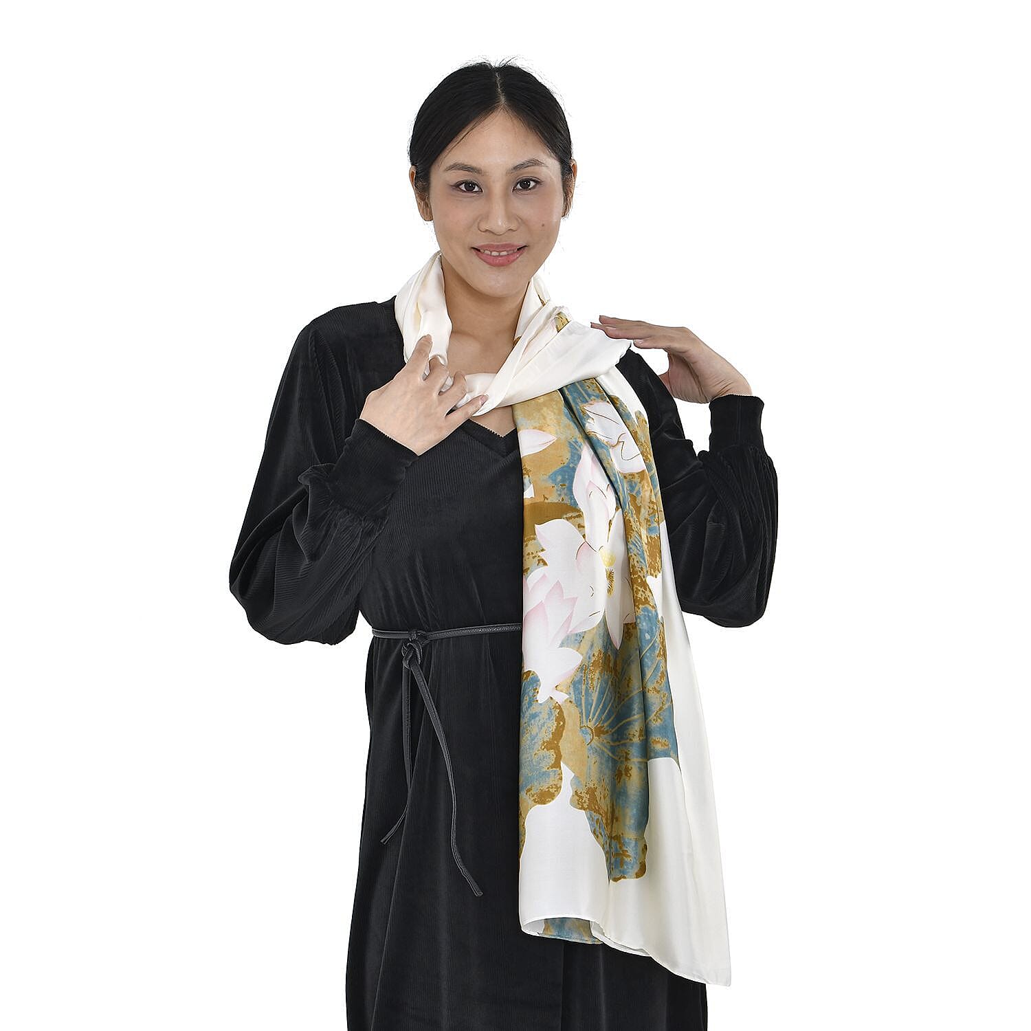 Embroidery Scarf with Flower Patten (Size 180x85 cm) - Green & White