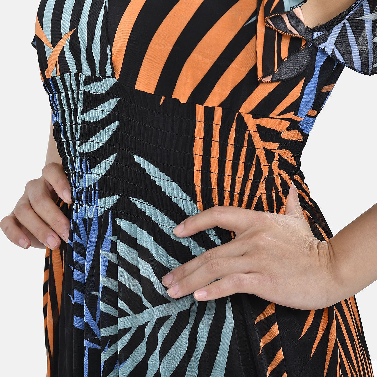 Tamsy Waist Maxi Dress with Flutter Sleeve (Size 125x30 cm) - Navy & Red