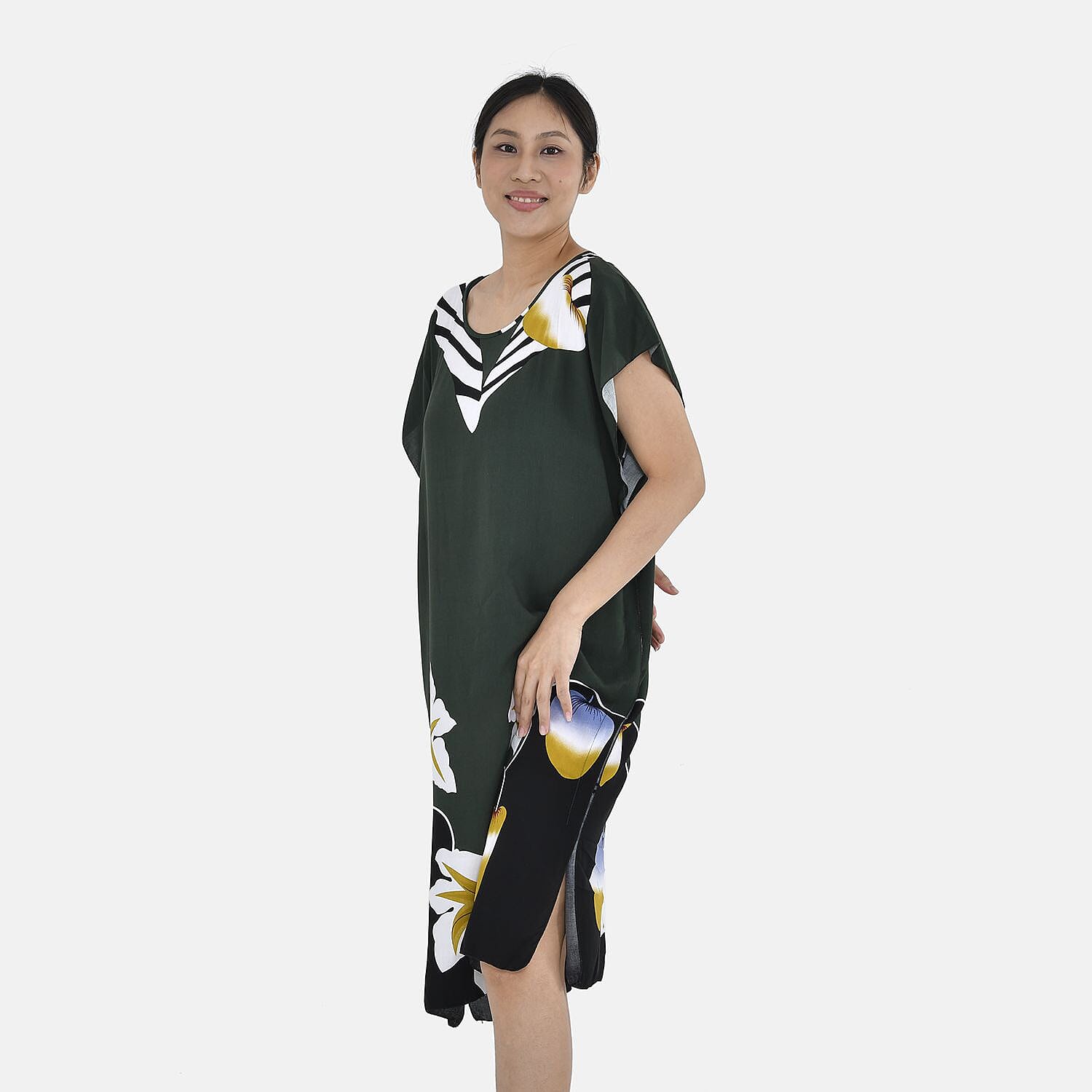 Closeout Deal - 100% Viscose Bohemian Pattern Kaftan (One Size 8-18) - Green & Black