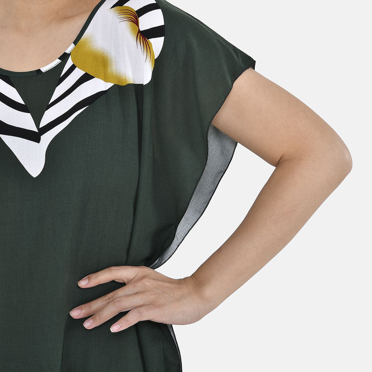 Closeout Deal - 100% Viscose Bohemian Pattern Kaftan (One Size 8-18) - Green & Black