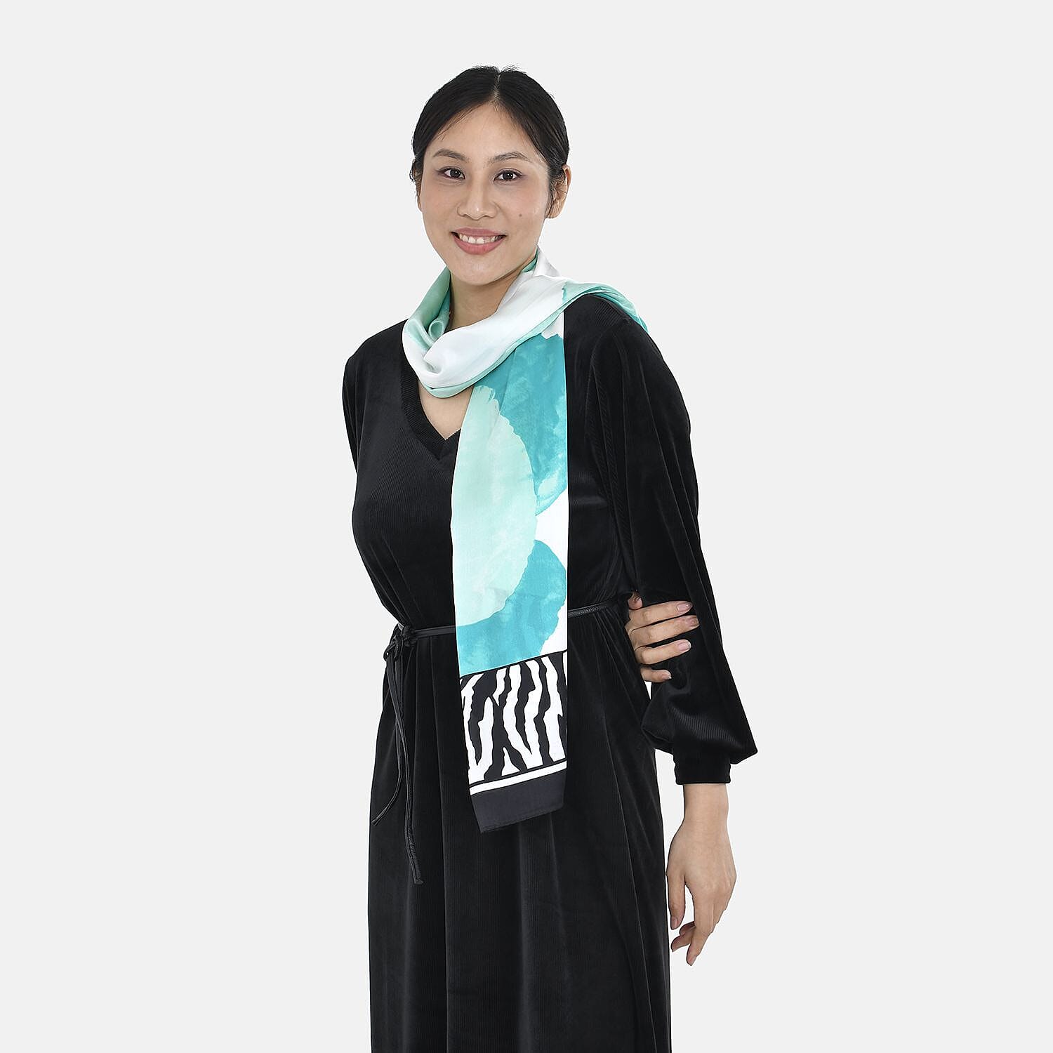 LA MAREY 100% Mulberry Silk Bloom Flower Pattern Scarf (Size 170x53 cm) - White and Multi